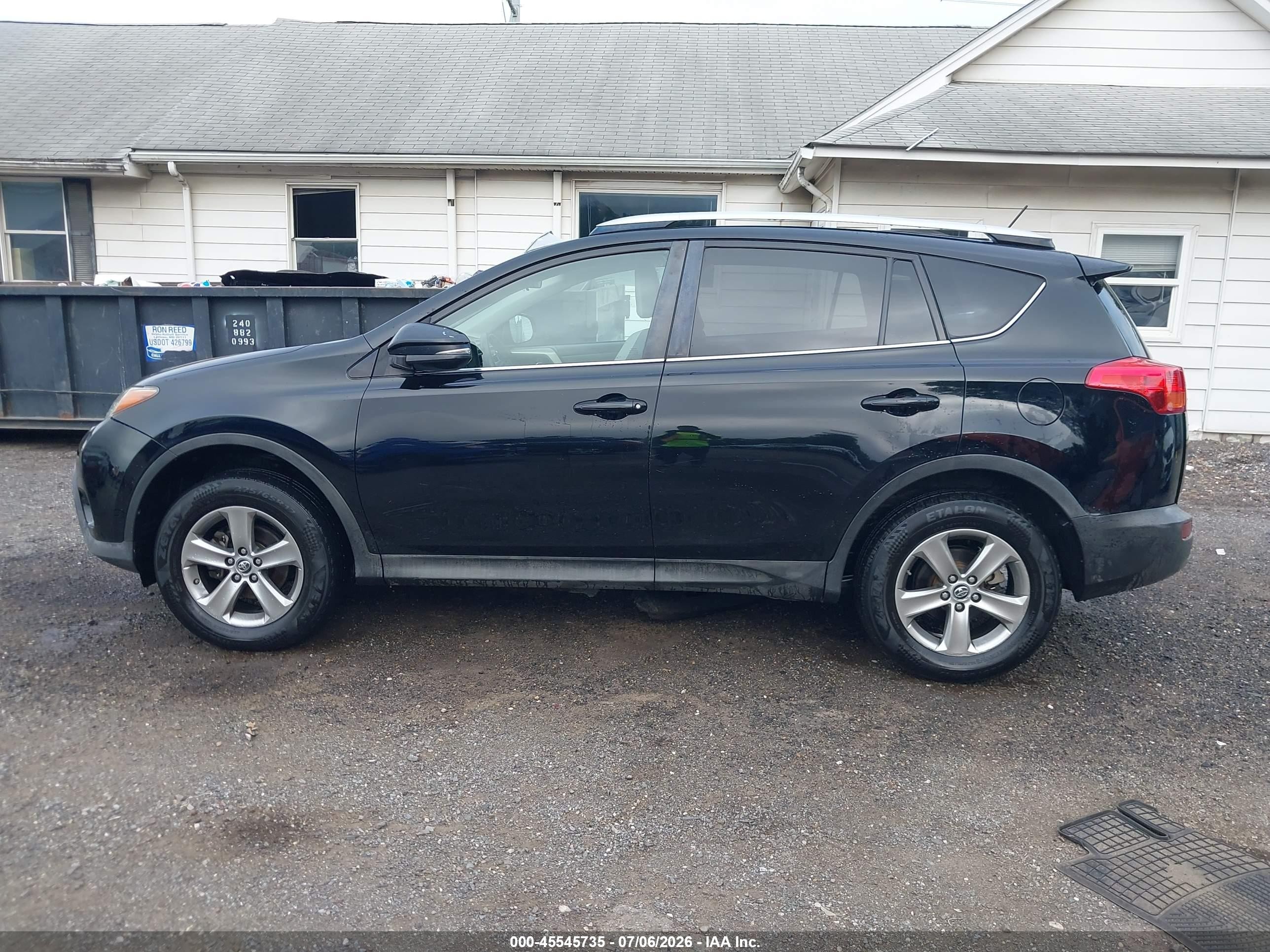 2015 Toyota Rav4 Xle Черный vin: 2T3WFREV2FW205180