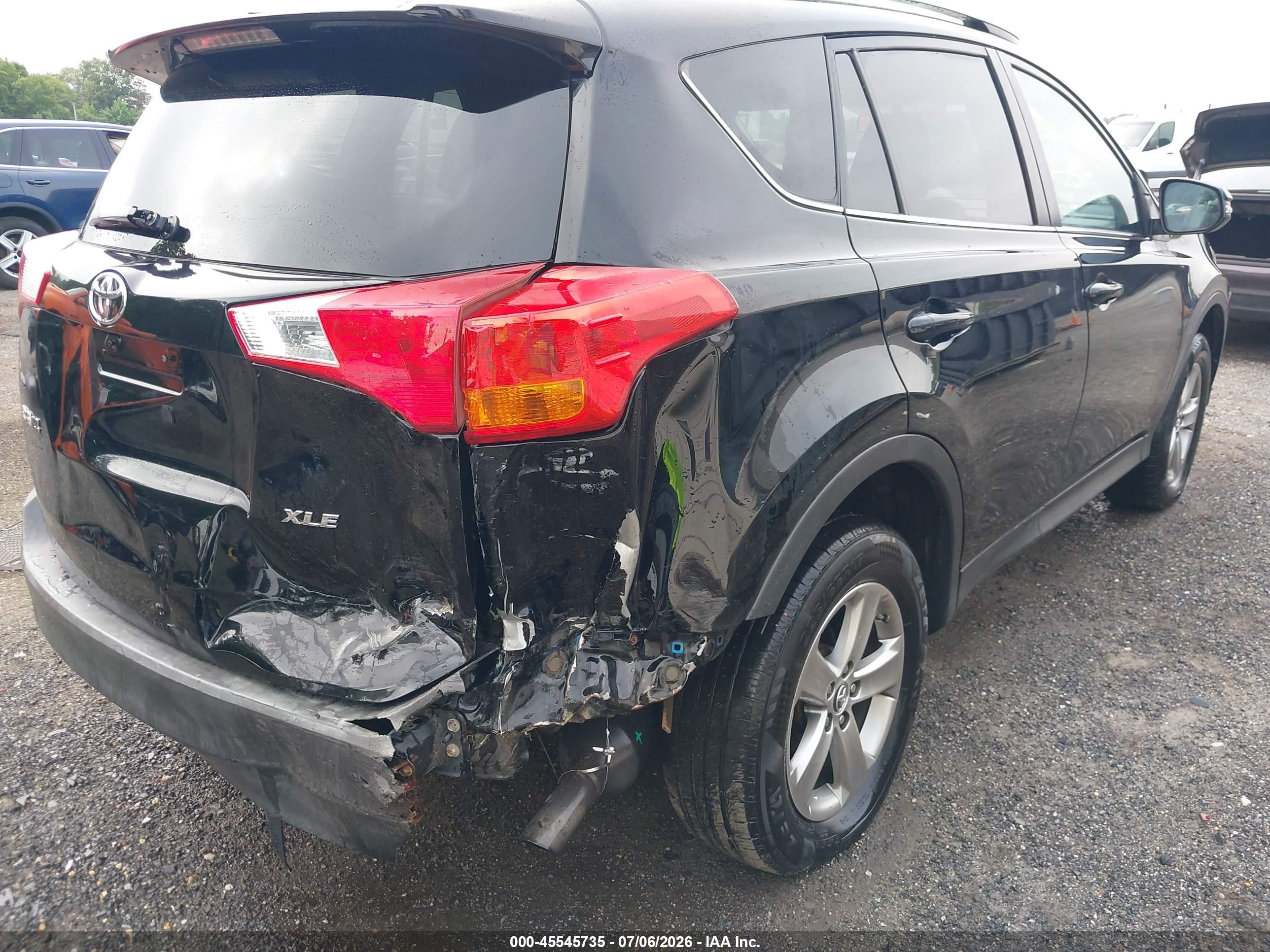 2015 Toyota Rav4 Xle Черный vin: 2T3WFREV2FW205180