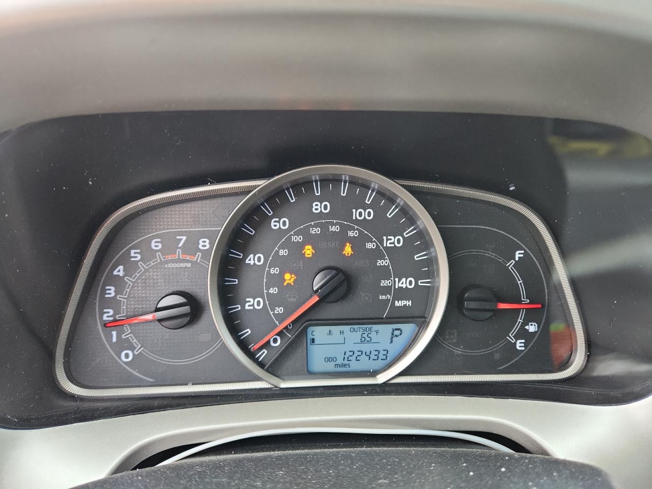 2015 Toyota Rav4 Red vin: 2T3WFREV2FW224697