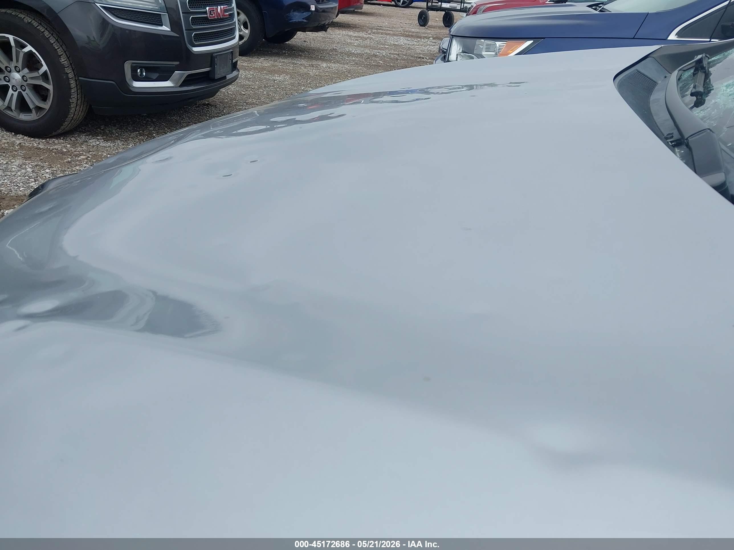 2018 Toyota Rav4 Xle Silver vin: 2T3WFREV2JW414184
