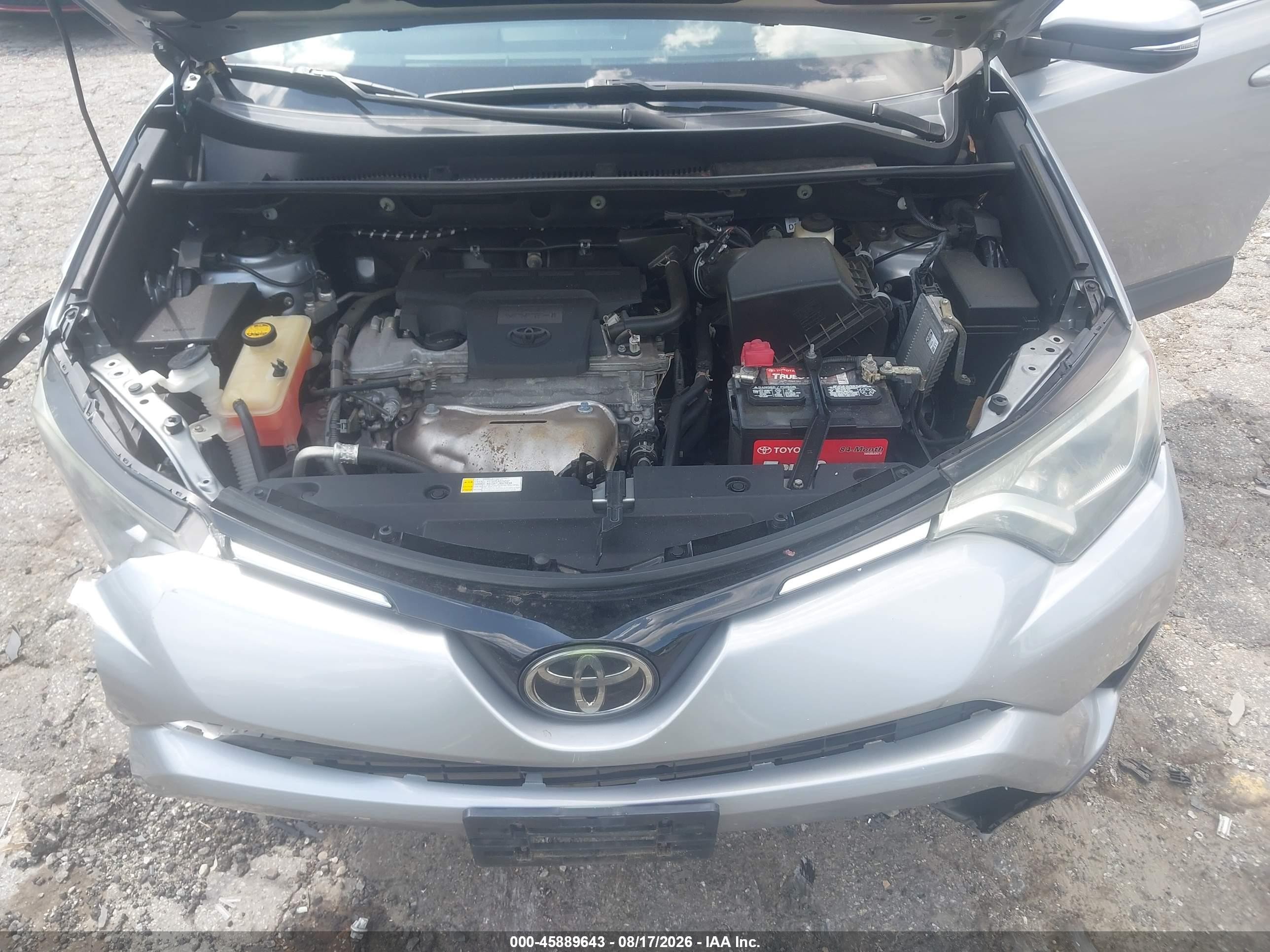 2018 Toyota Rav4 Xle Silver vin: 2T3WFREV2JW456273