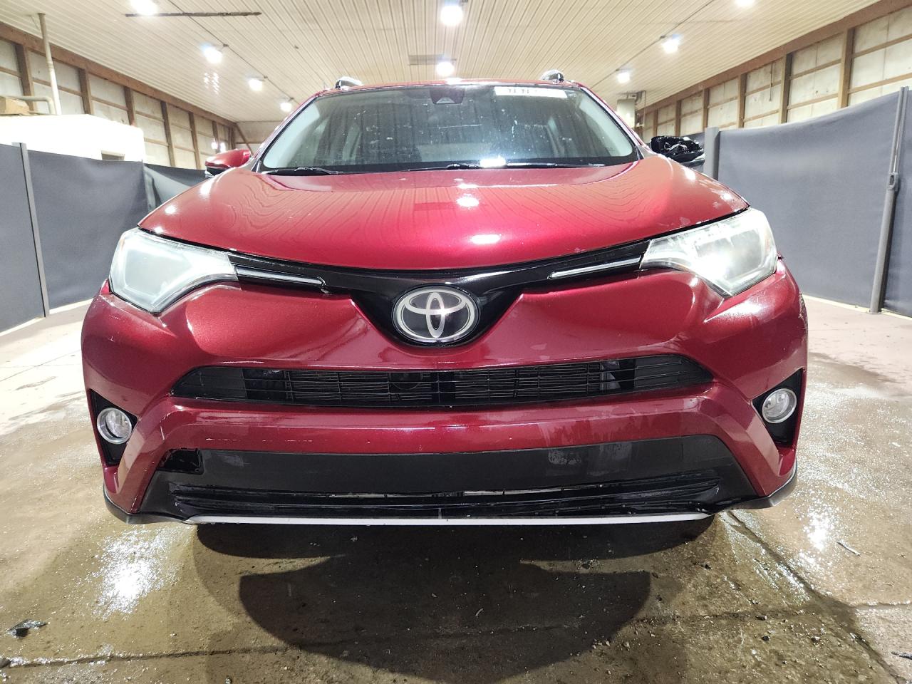 2018 Toyota Rav4 Xle Maroon vin: 2T3WFREV2JW474918 Damage: Front Bumper Cover Lower, Broken, Replacement Required