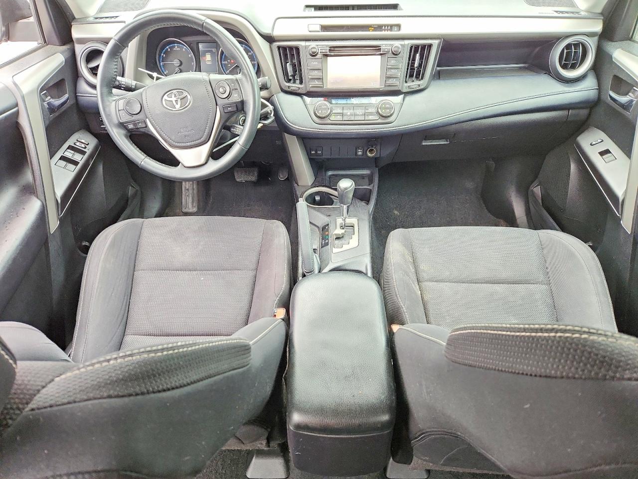2018 Toyota Rav4 Xle Gray vin: 2T3WFREV2JW477446