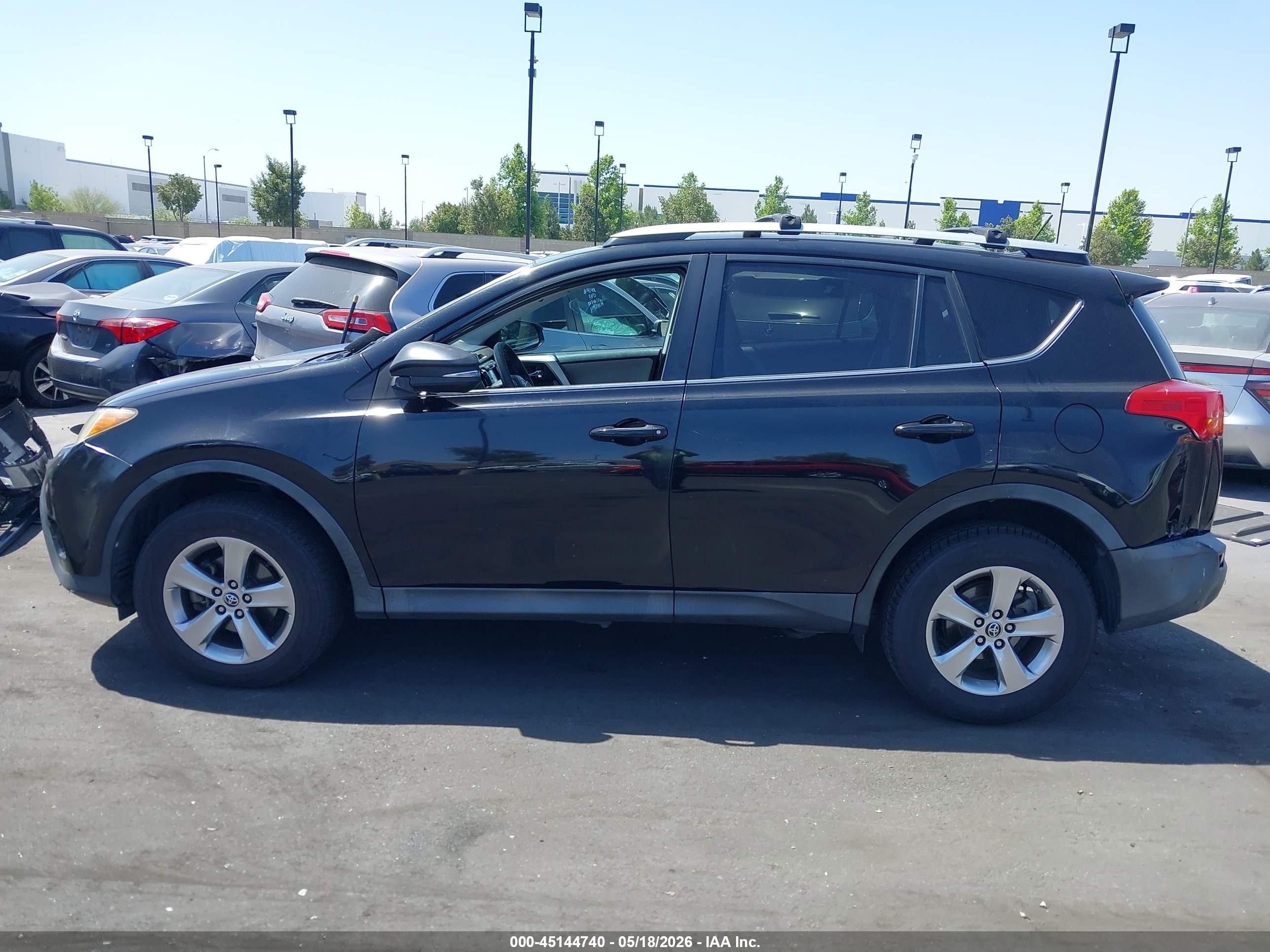 2015 Toyota Rav4 Xle Black vin: 2T3WFREV3FW157883