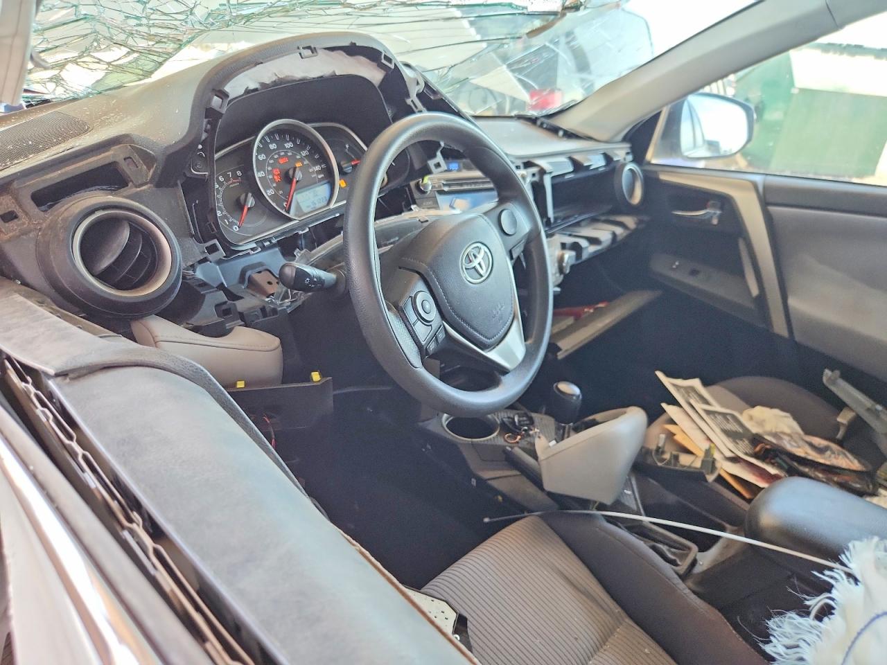 2015 Toyota Rav4 Xle White vin: 2T3WFREV3FW158130