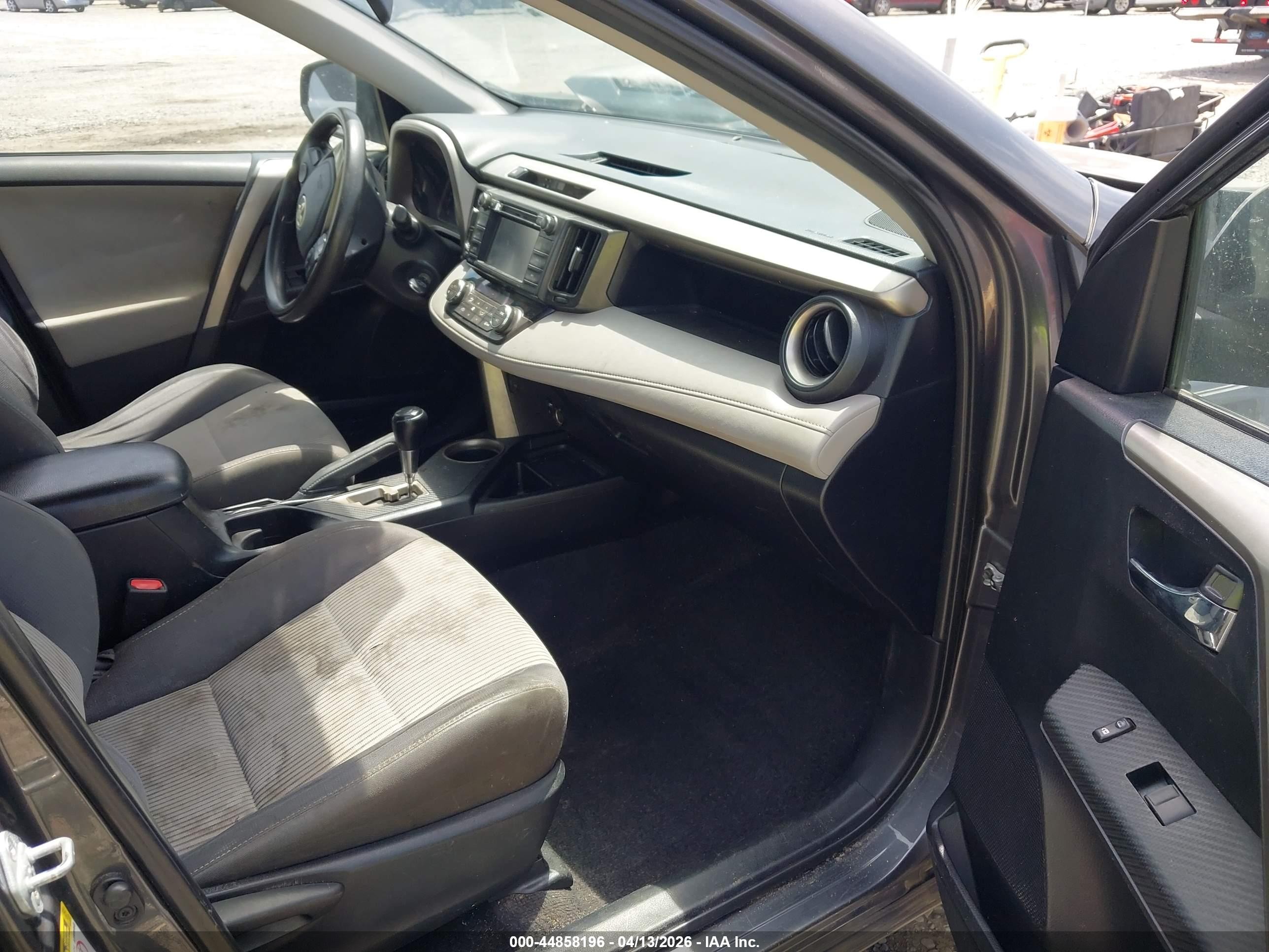 2015 Toyota Rav4 Xle Gray vin: 2T3WFREV3FW177602
