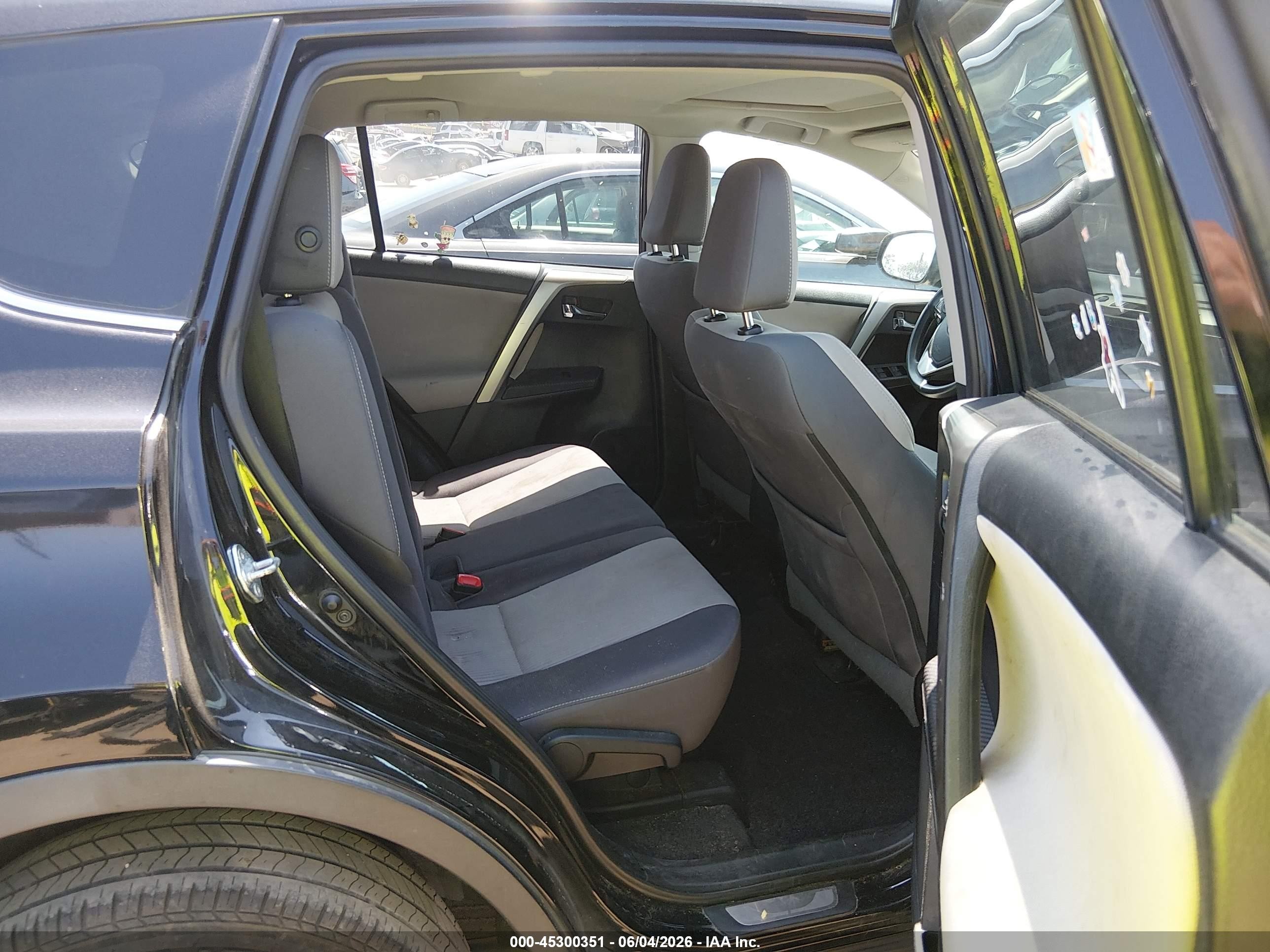 2015 Toyota Rav4 Xle Черный vin: 2T3WFREV3FW178118