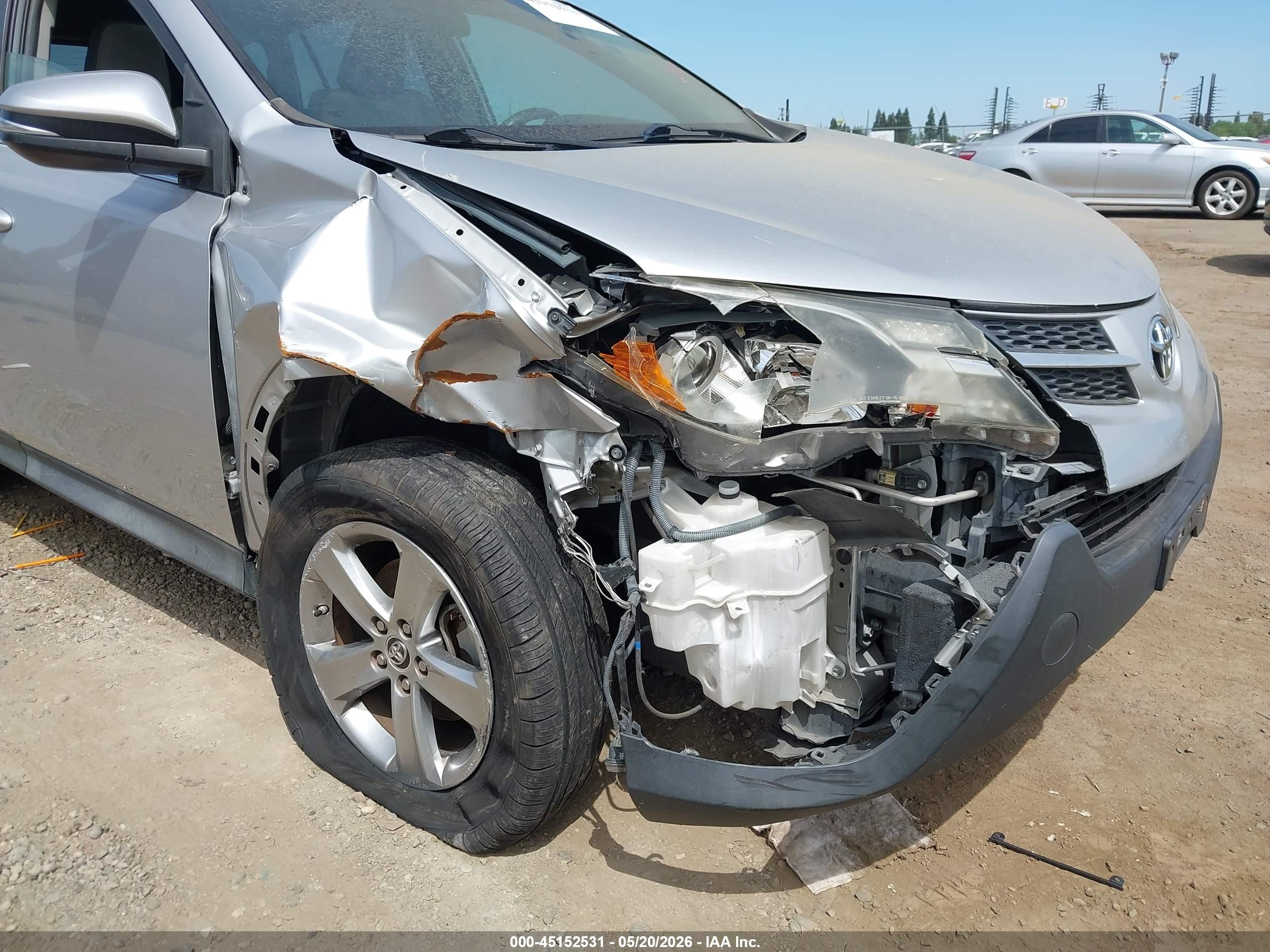 2015 Toyota Rav4 Xle Silver vin: 2T3WFREV3FW181536