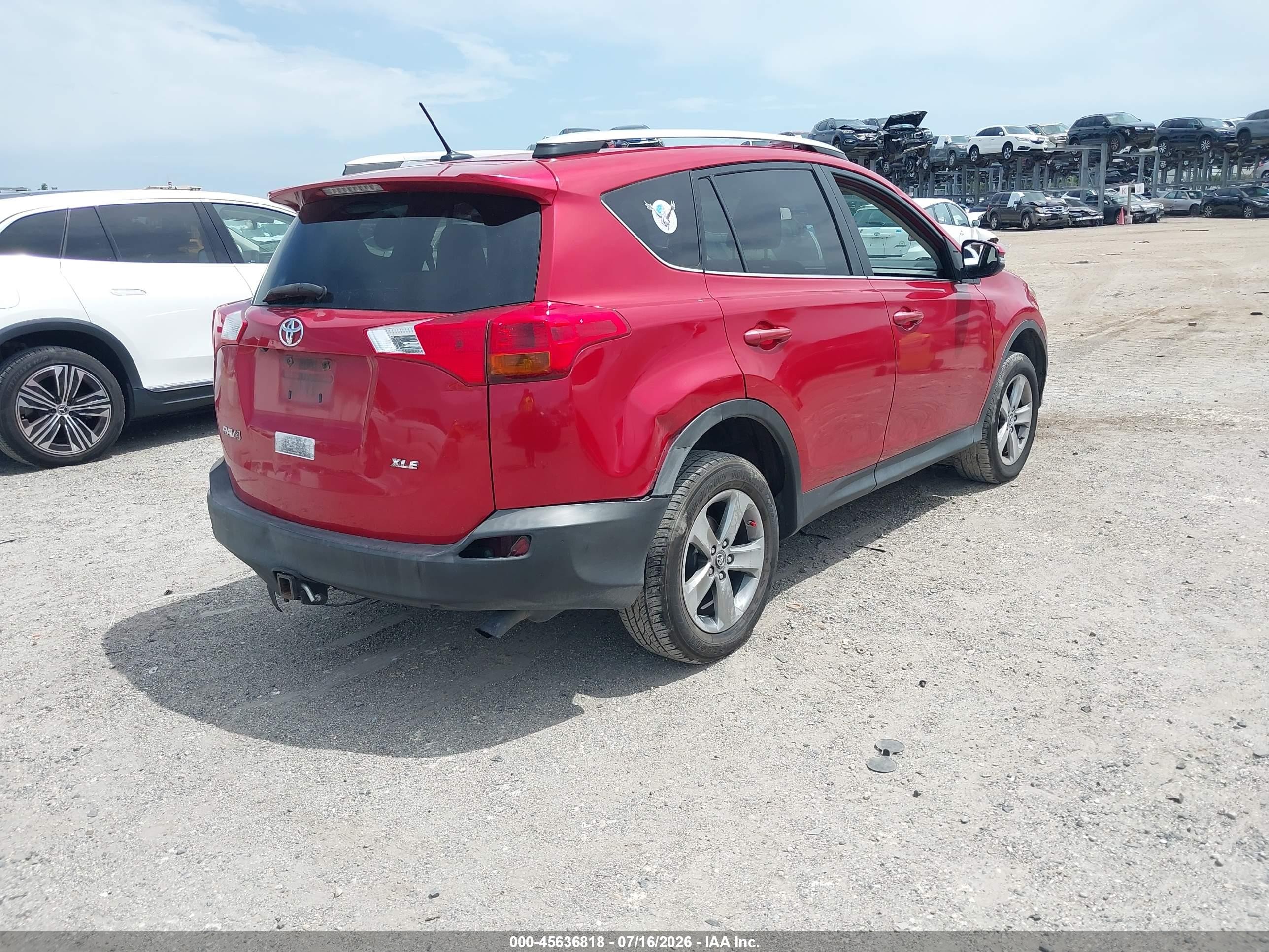 2015 Toyota Rav4 Xle Red vin: 2T3WFREV3FW182007