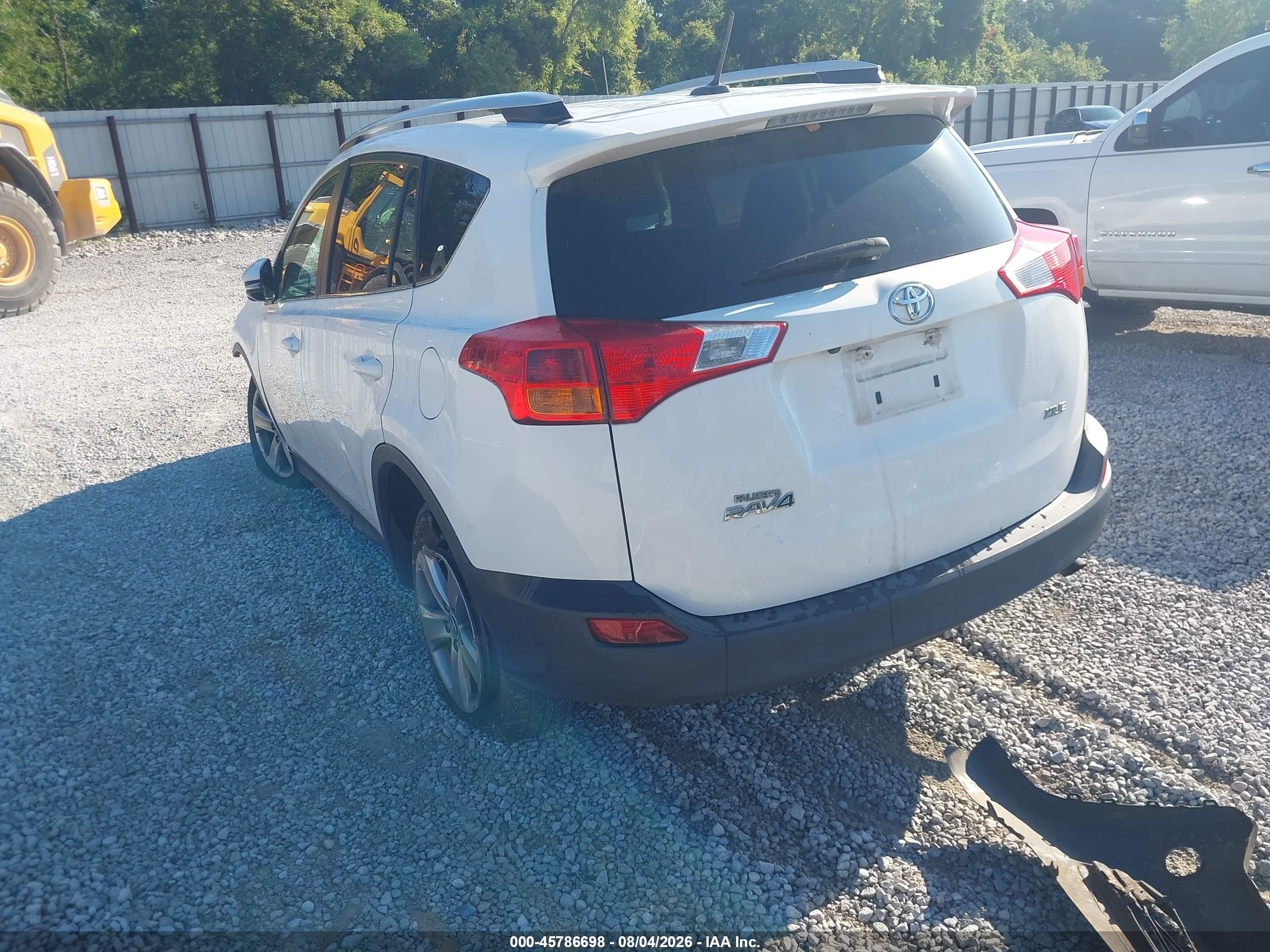 2015 Toyota Rav4 Xle White vin: 2T3WFREV3FW199356