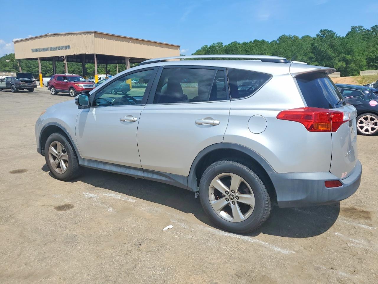 2015 Toyota Rav4 Xle Серебряный vin: 2T3WFREV3FW215653