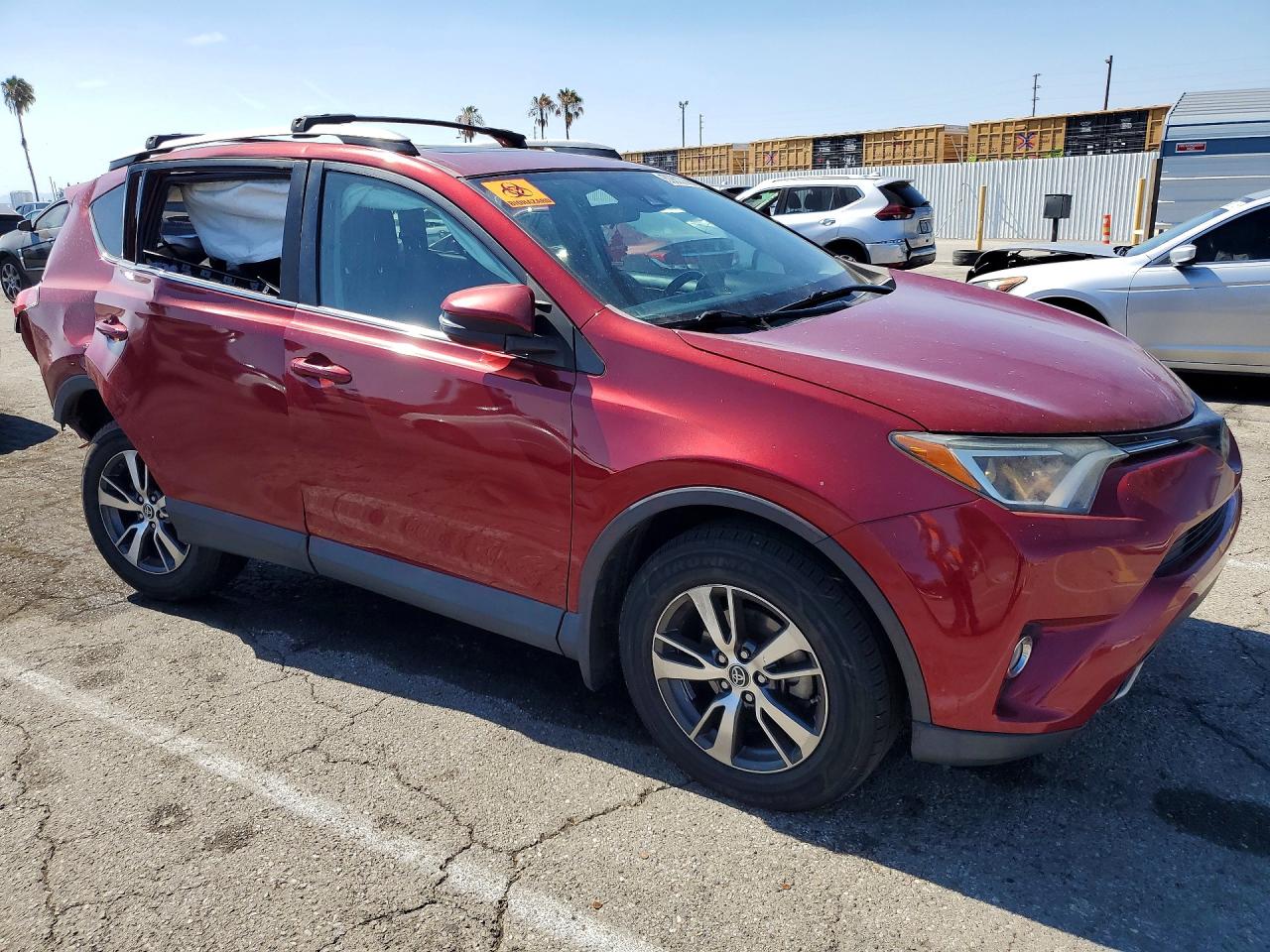 2018 Toyota Rav4 Xle Red vin: 2T3WFREV3JW501513