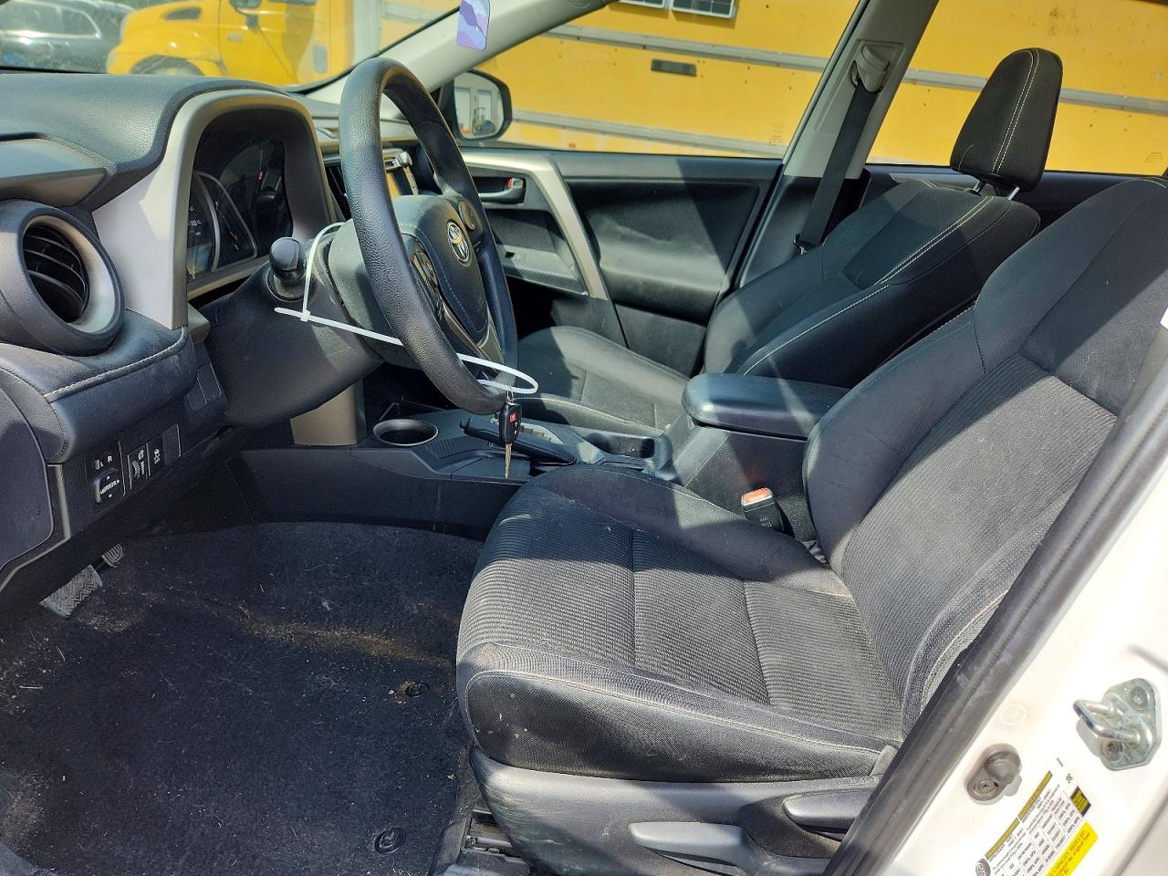 2013 Toyota Rav4 Xle White vin: 2T3WFREV4DW023476