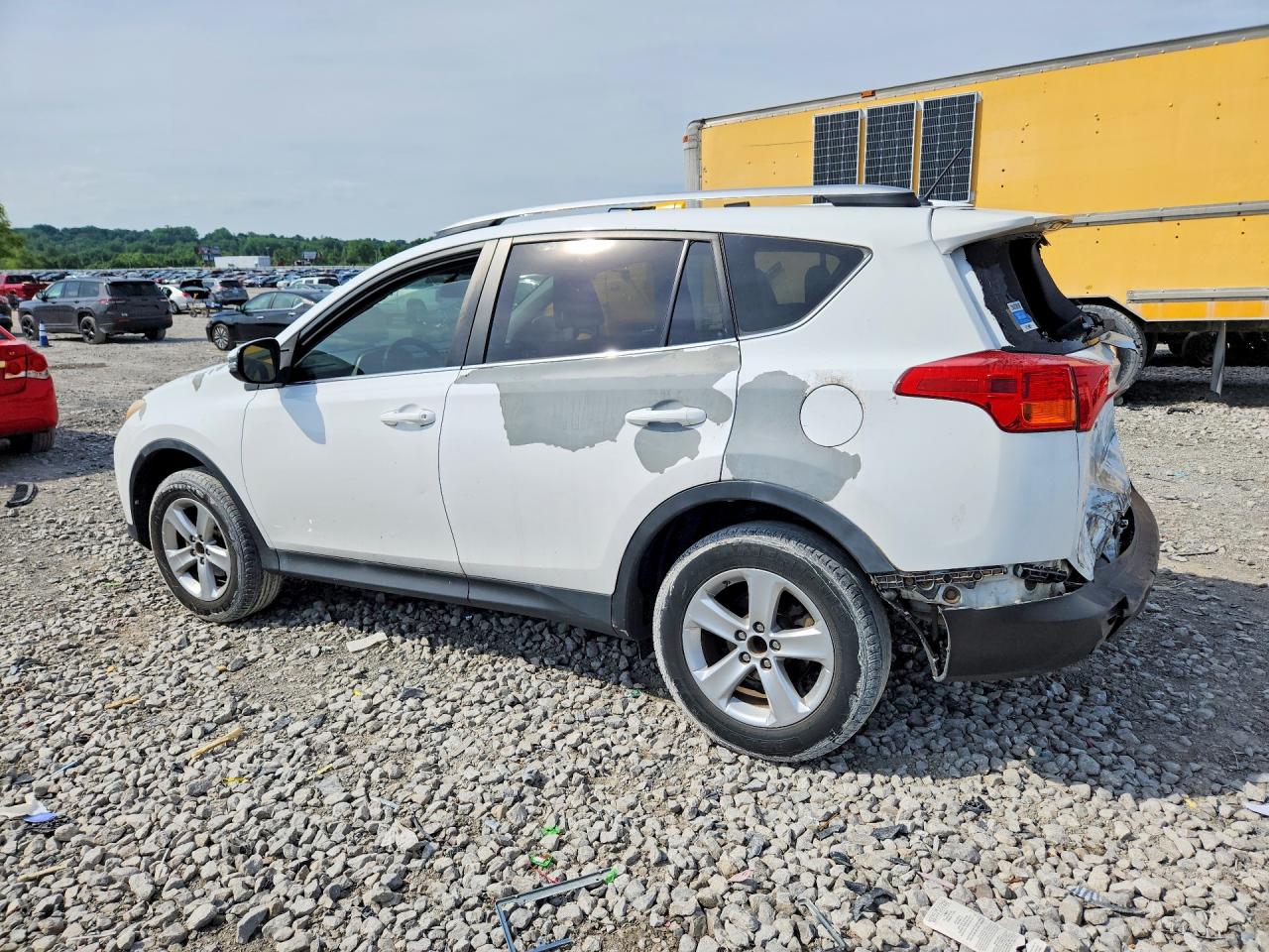 2013 Toyota Rav4 Xle White vin: 2T3WFREV4DW023476