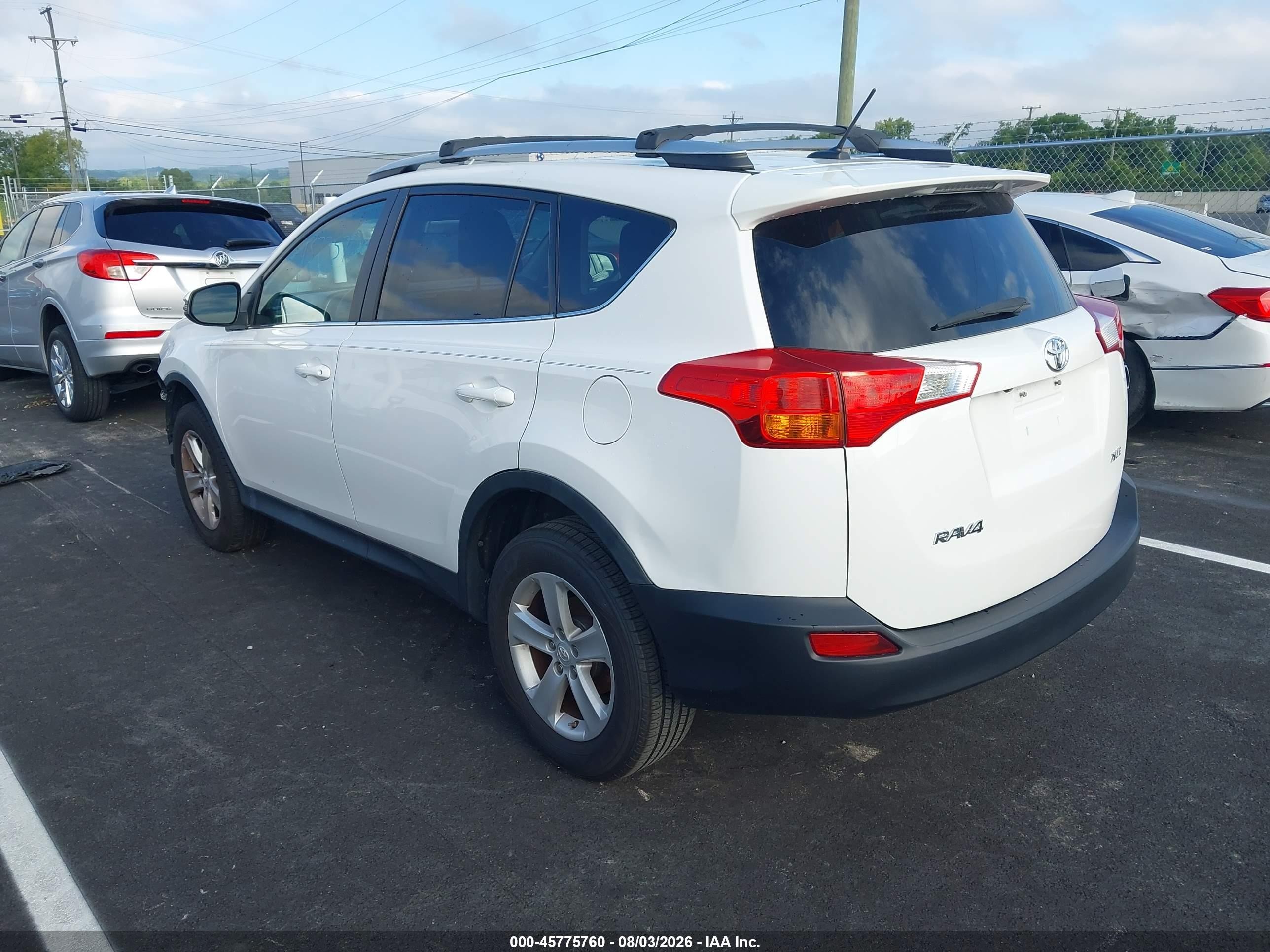 2013 Toyota Rav4 Xle White vin: 2T3WFREV4DW060480
