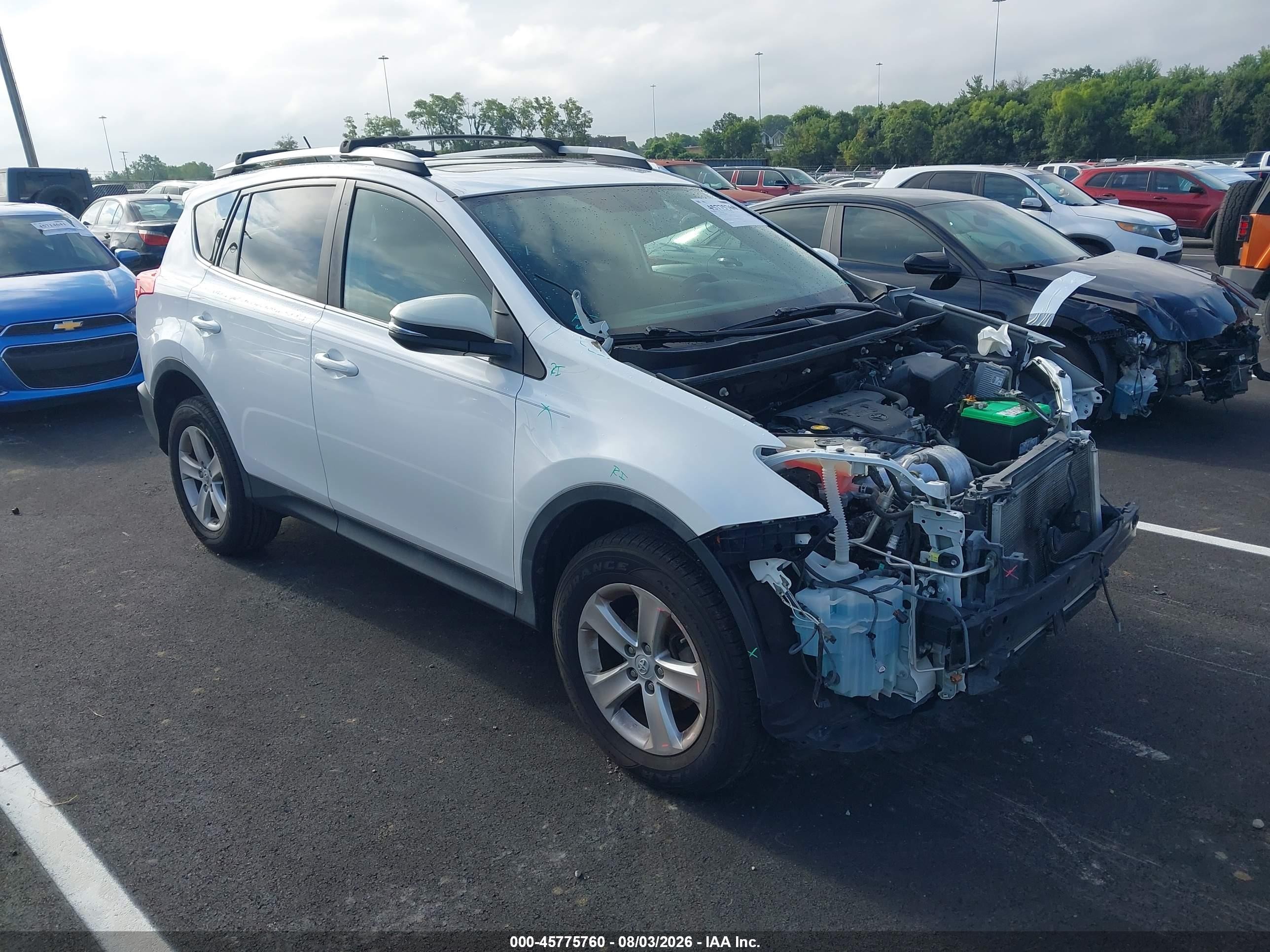 2013 Toyota Rav4 Xle White vin: 2T3WFREV4DW060480