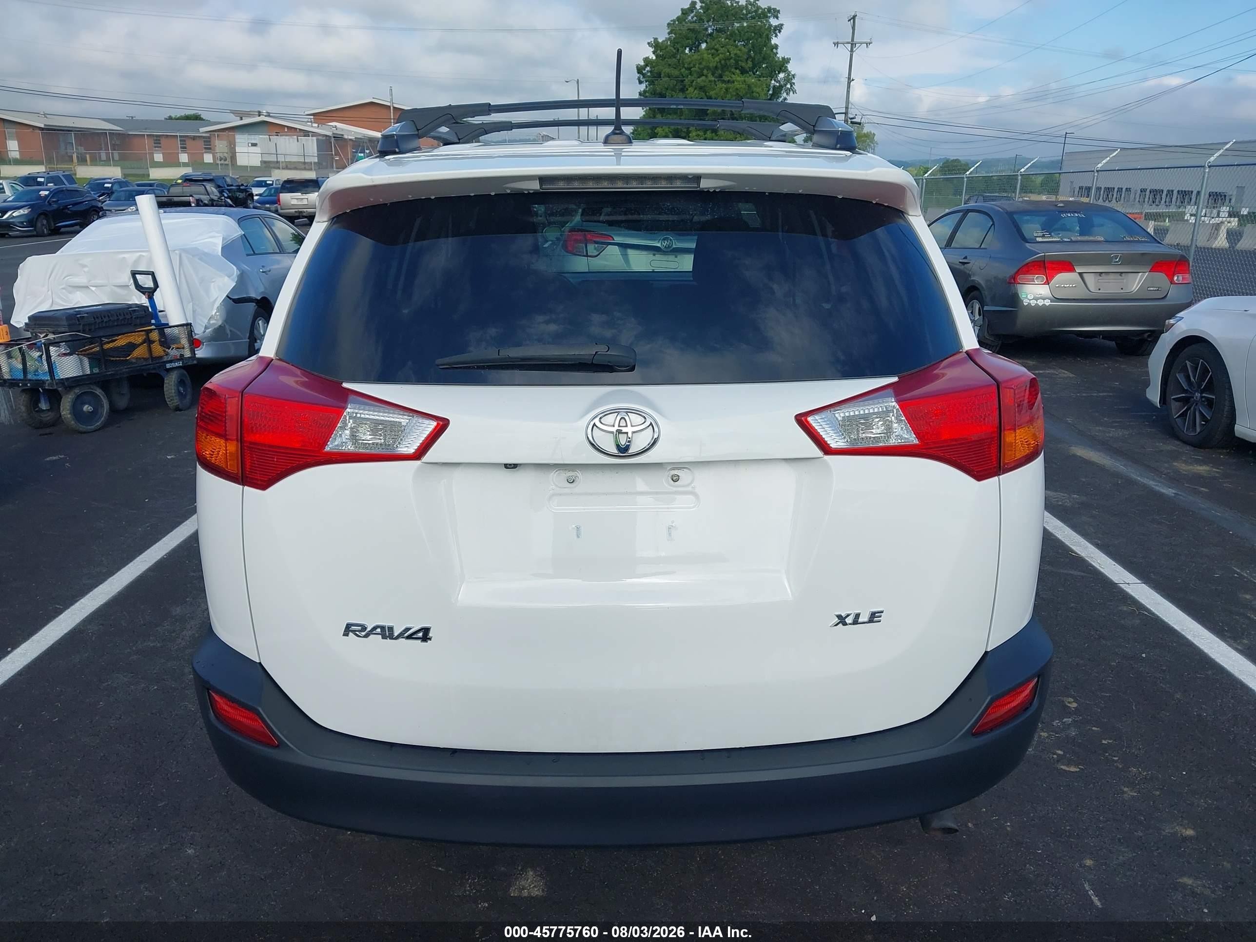 2013 Toyota Rav4 Xle White vin: 2T3WFREV4DW060480
