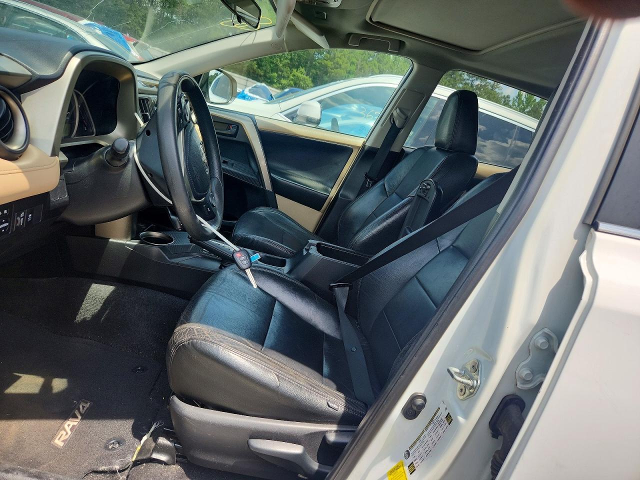 2013 Toyota Rav4 Xle White vin: 2T3WFREV4DW069034