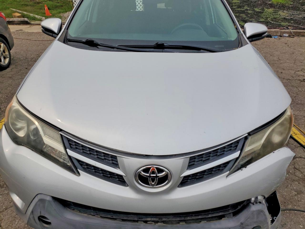 2014 Toyota Rav4 Xle Silver vin: 2T3WFREV4EW093688