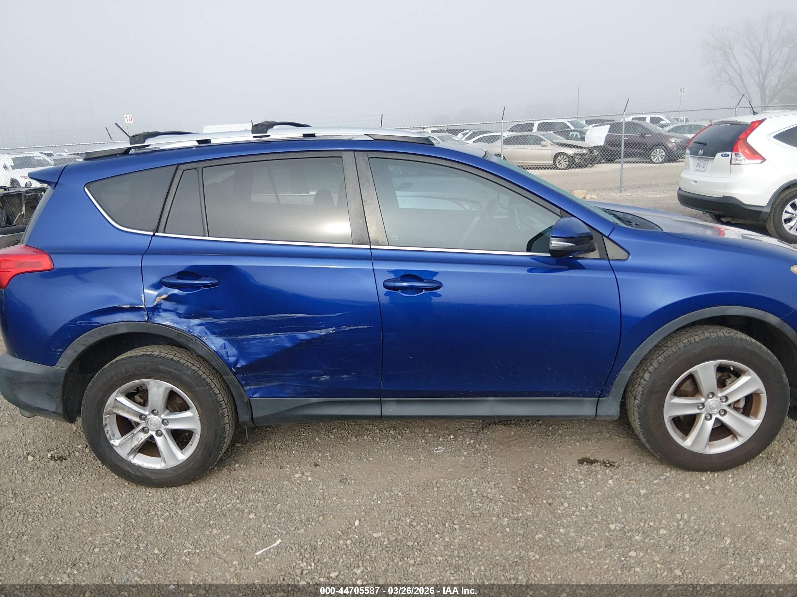 2014 Toyota Rav4 Xle Blue vin: 2T3WFREV4EW105273