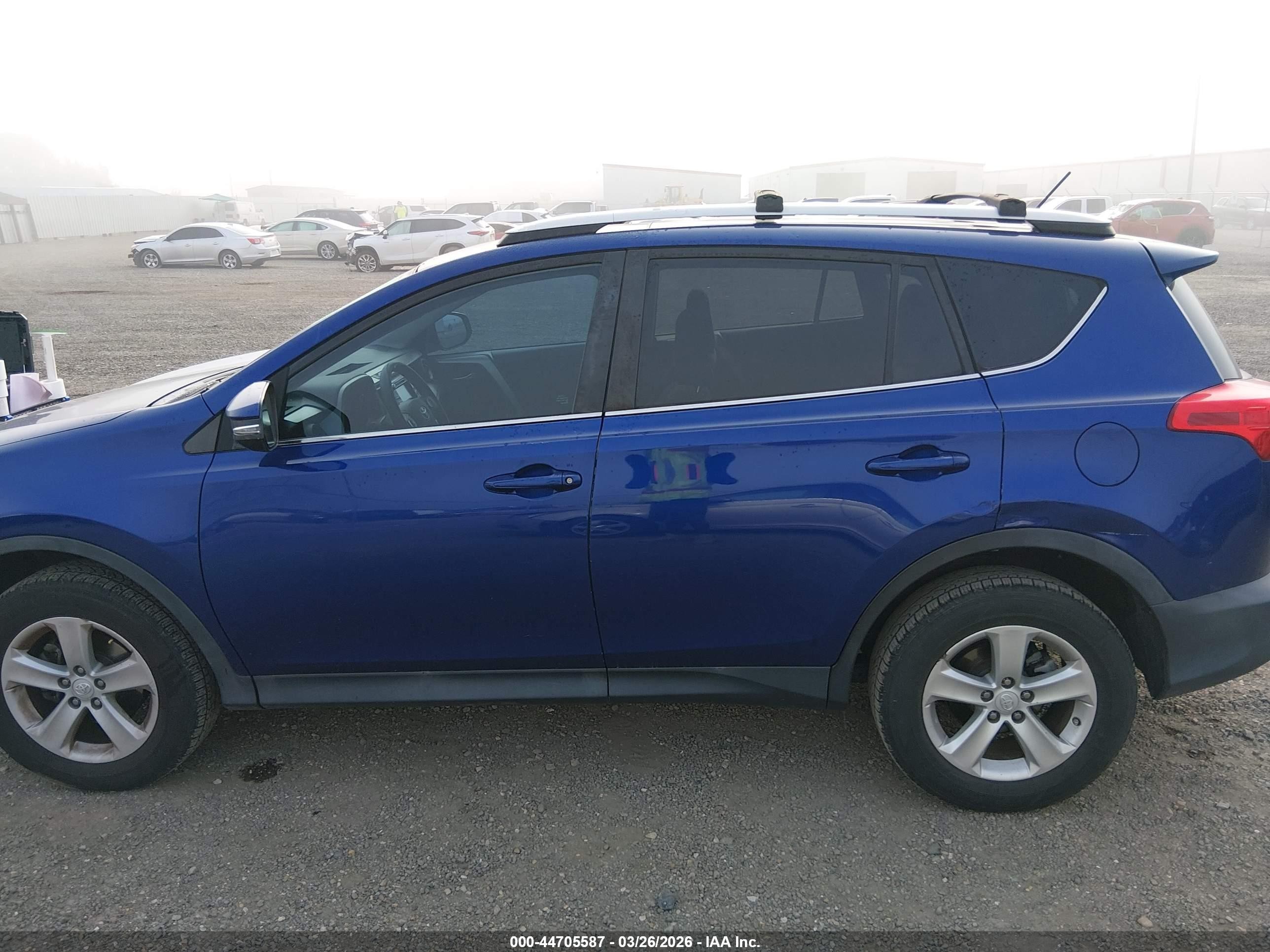 2014 Toyota Rav4 Xle Blue vin: 2T3WFREV4EW105273