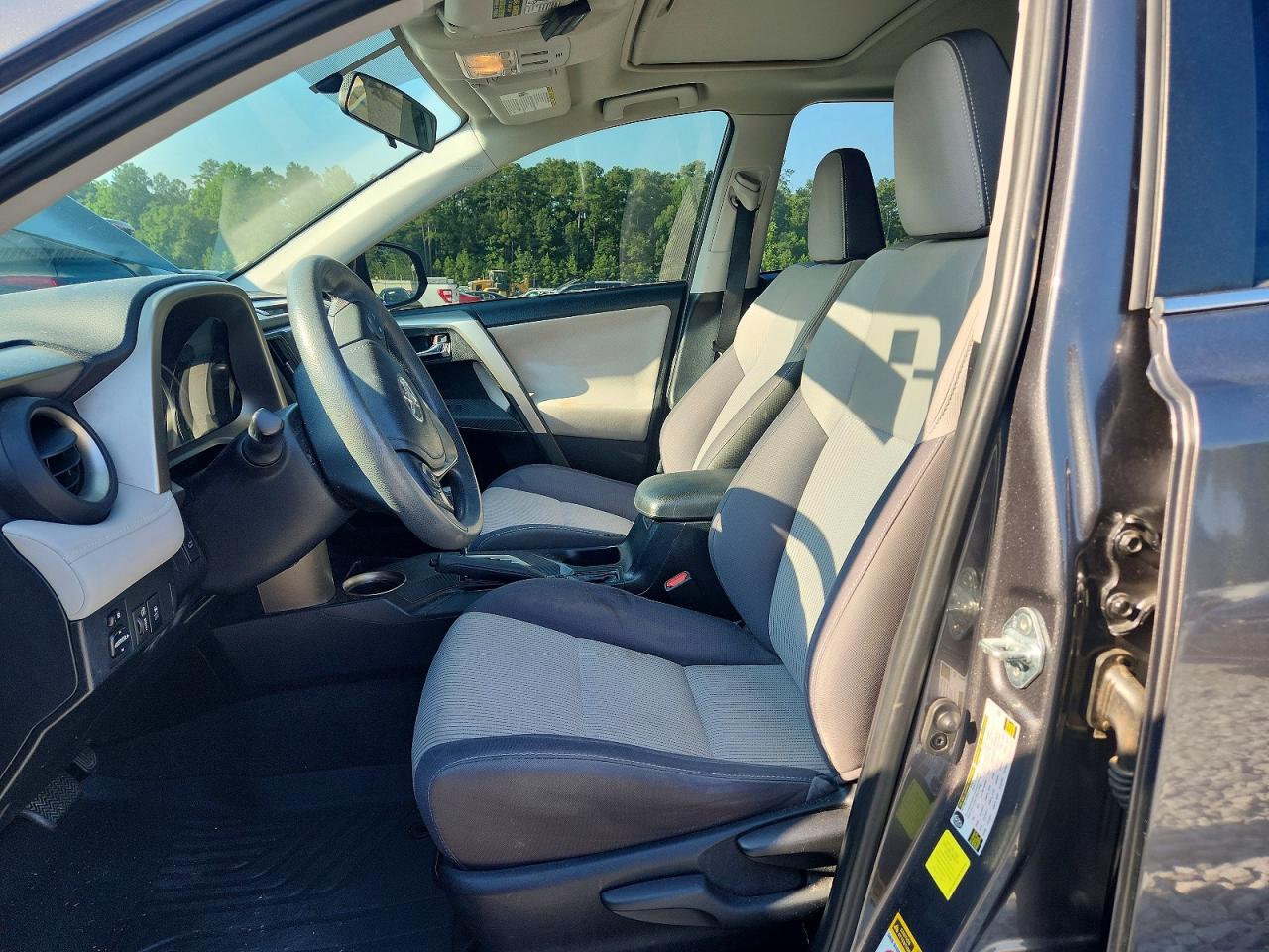 2015 Toyota Rav4 Xle Серый vin: 2T3WFREV4FW189046