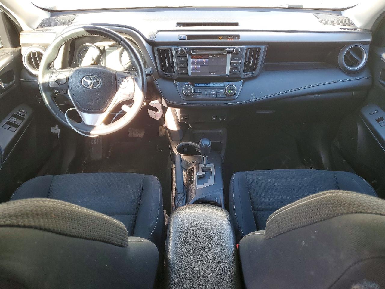 2017 Toyota Rav4 Xle White vin: 2T3WFREV4HW364835