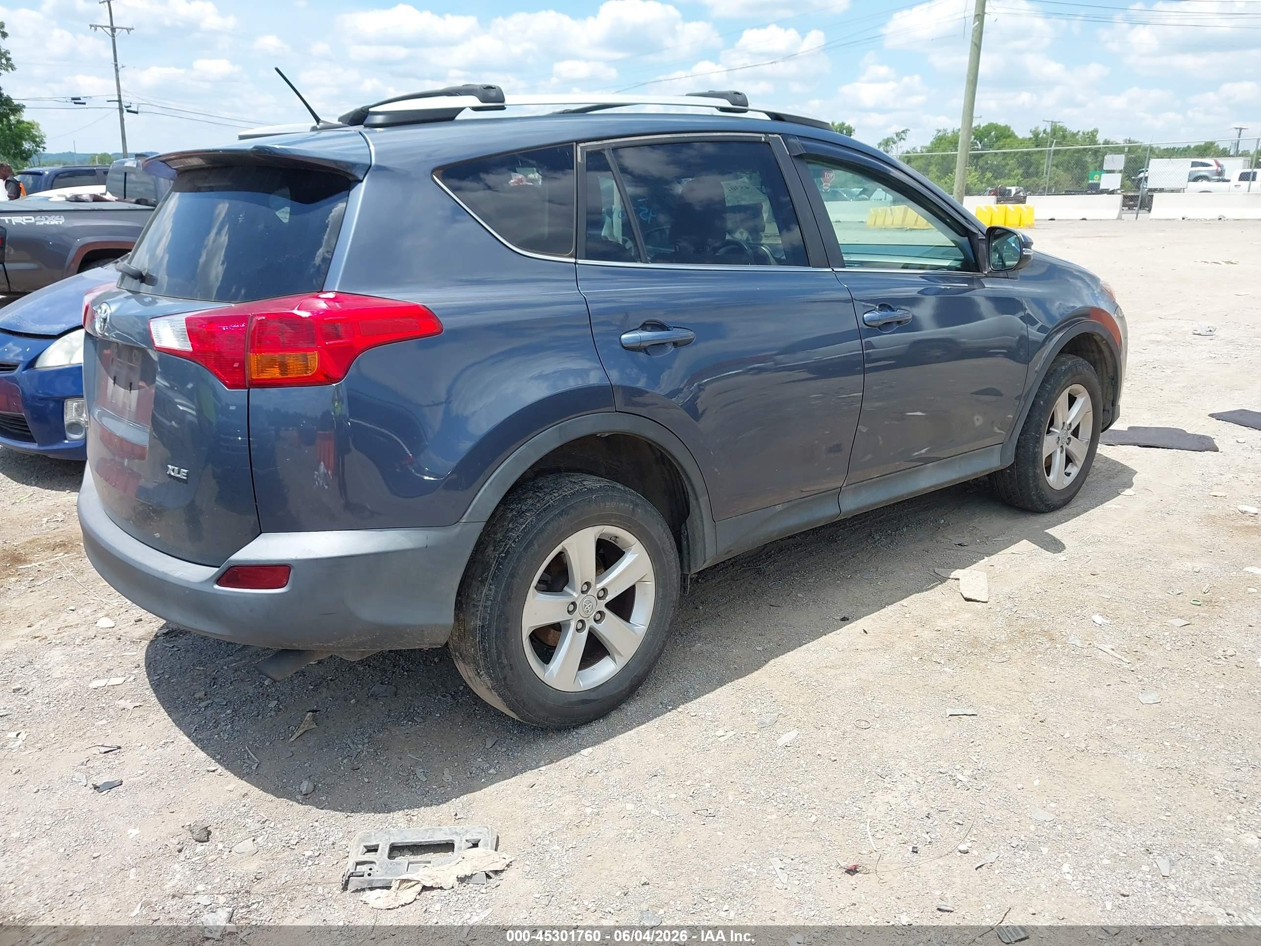 2013 Toyota Rav4 Xle Blue vin: 2T3WFREV5DW014222