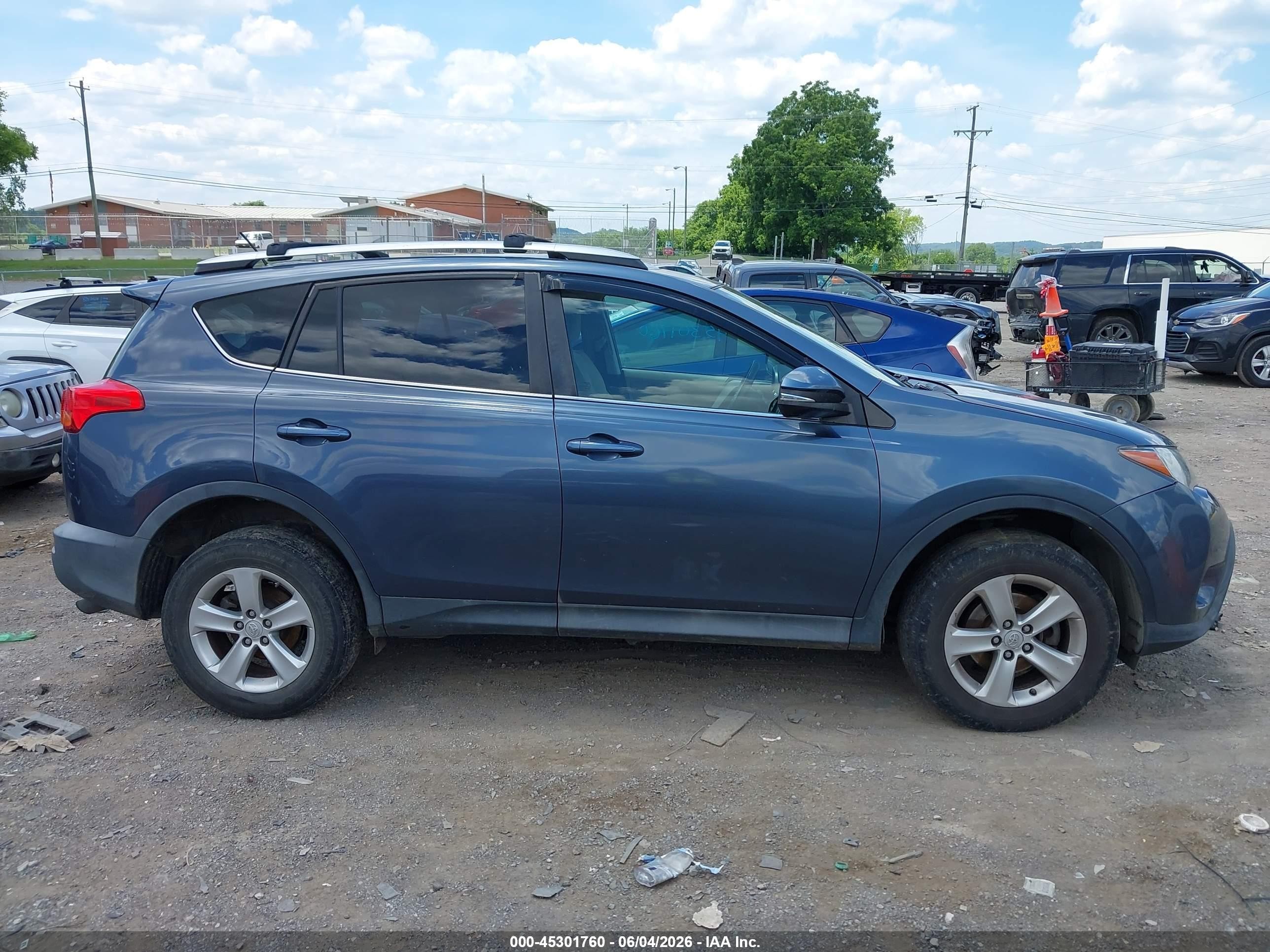 2013 Toyota Rav4 Xle Blue vin: 2T3WFREV5DW014222