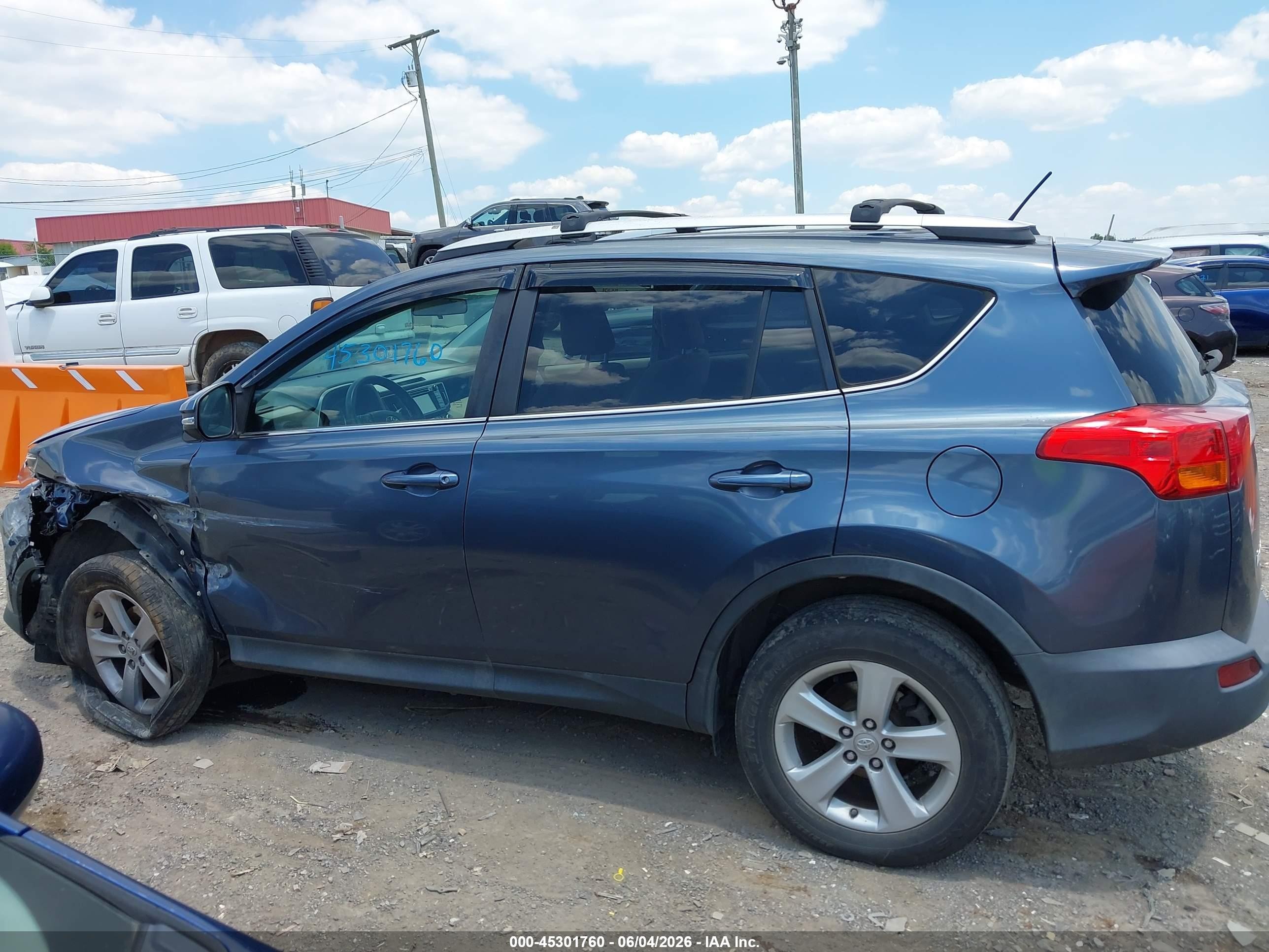 2013 Toyota Rav4 Xle Blue vin: 2T3WFREV5DW014222