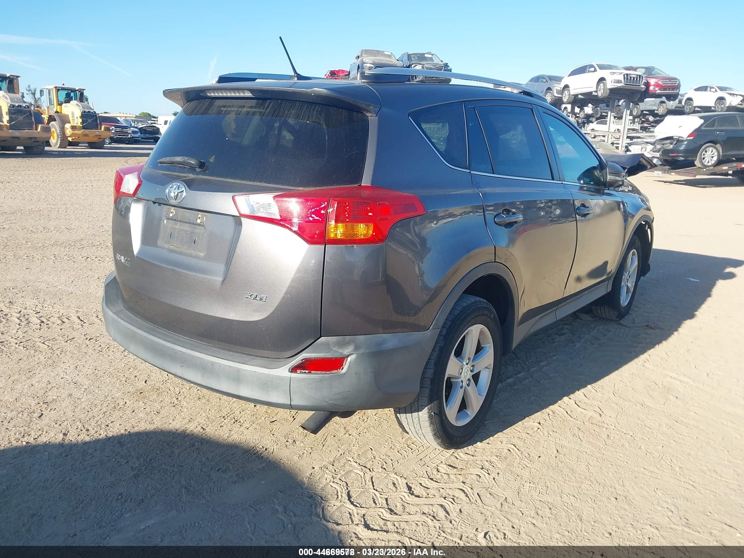 2013 Toyota Rav4 Xle vin: 2T3WFREV5DW036611