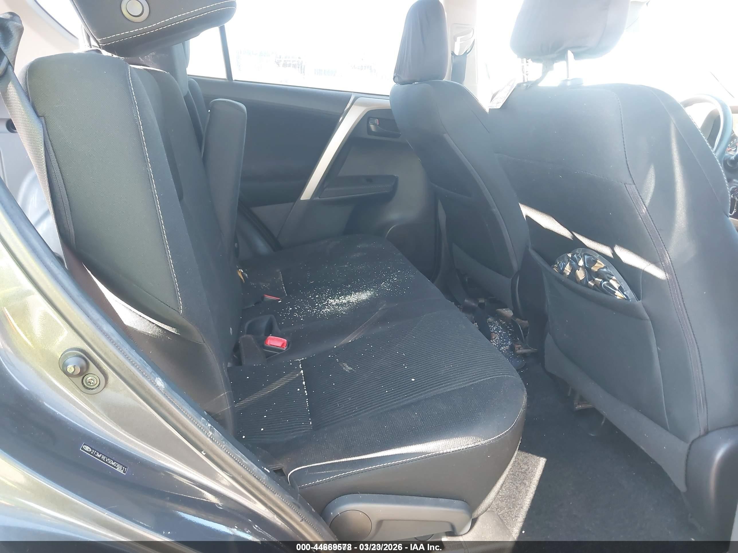 2013 Toyota Rav4 Xle vin: 2T3WFREV5DW036611