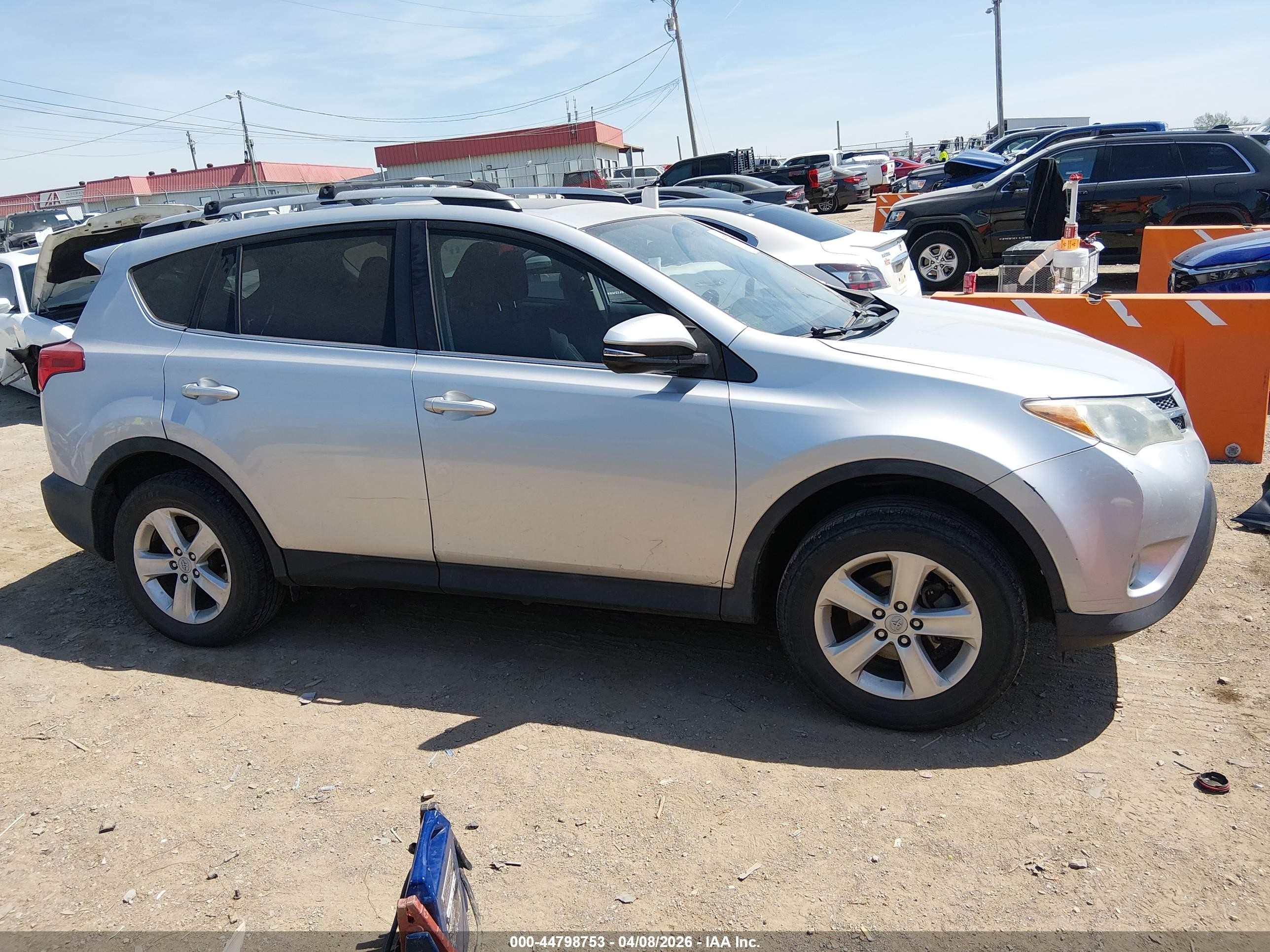2013 Toyota Rav4 Xle Silver vin: 2T3WFREV5DW053750