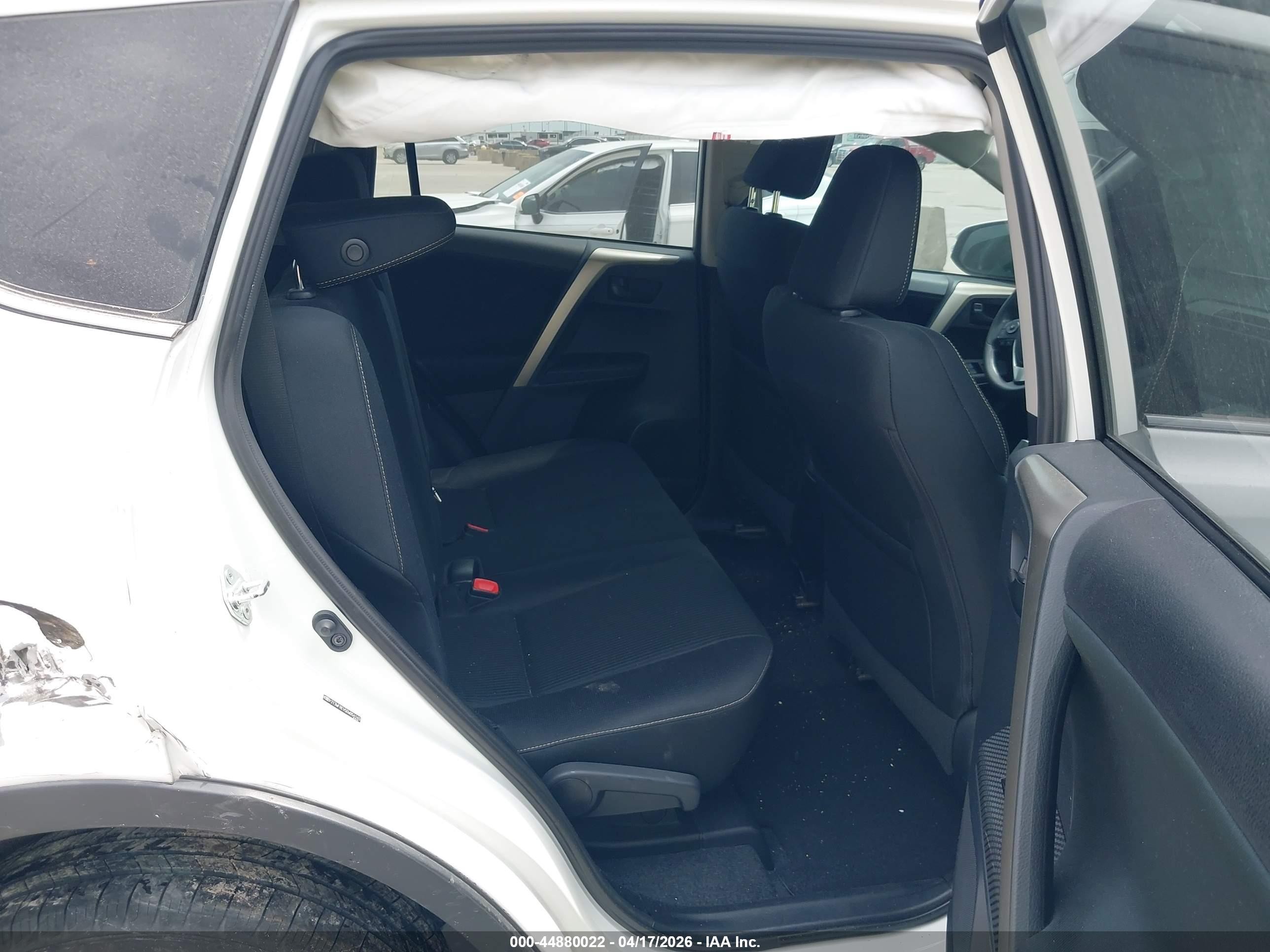 2013 Toyota Rav4 Xle Белый vin: 2T3WFREV5DW054140