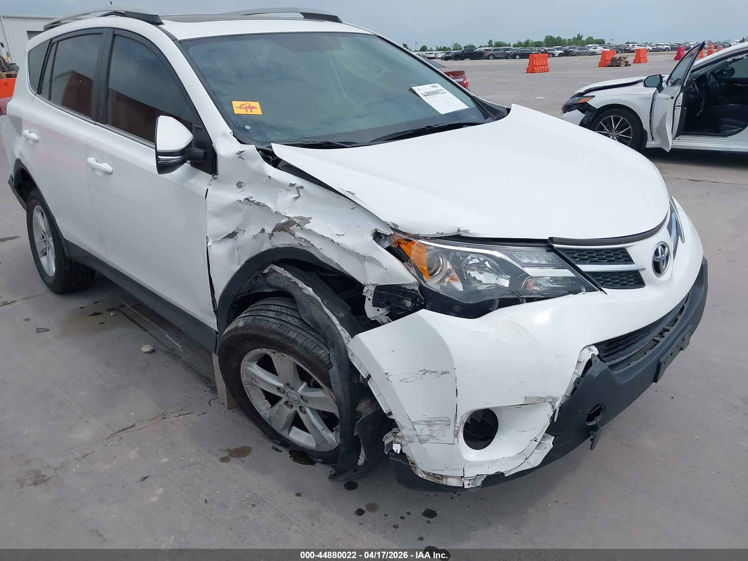 2013 Toyota Rav4 Xle Белый vin: 2T3WFREV5DW054140