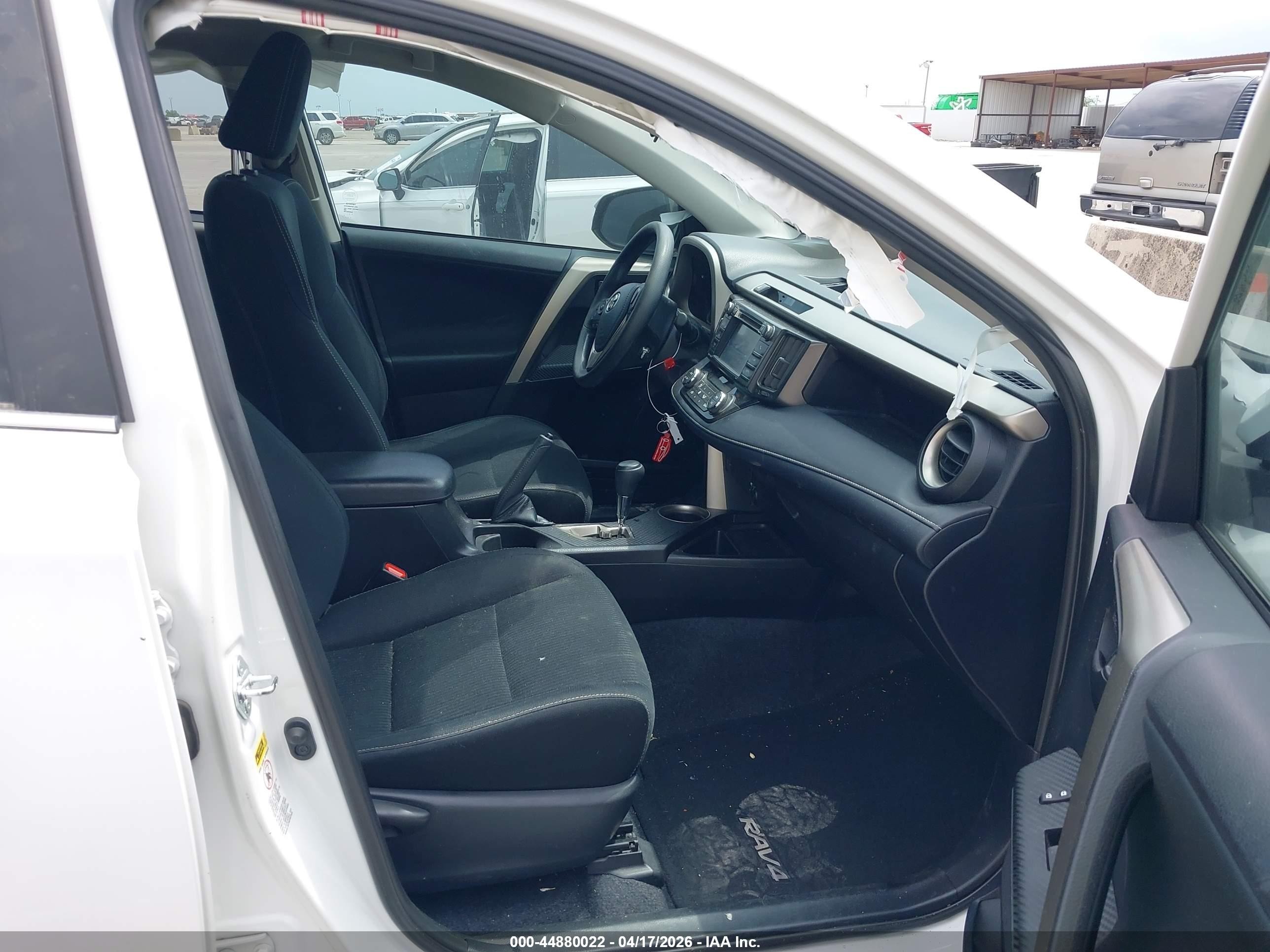 2013 Toyota Rav4 Xle Белый vin: 2T3WFREV5DW054140