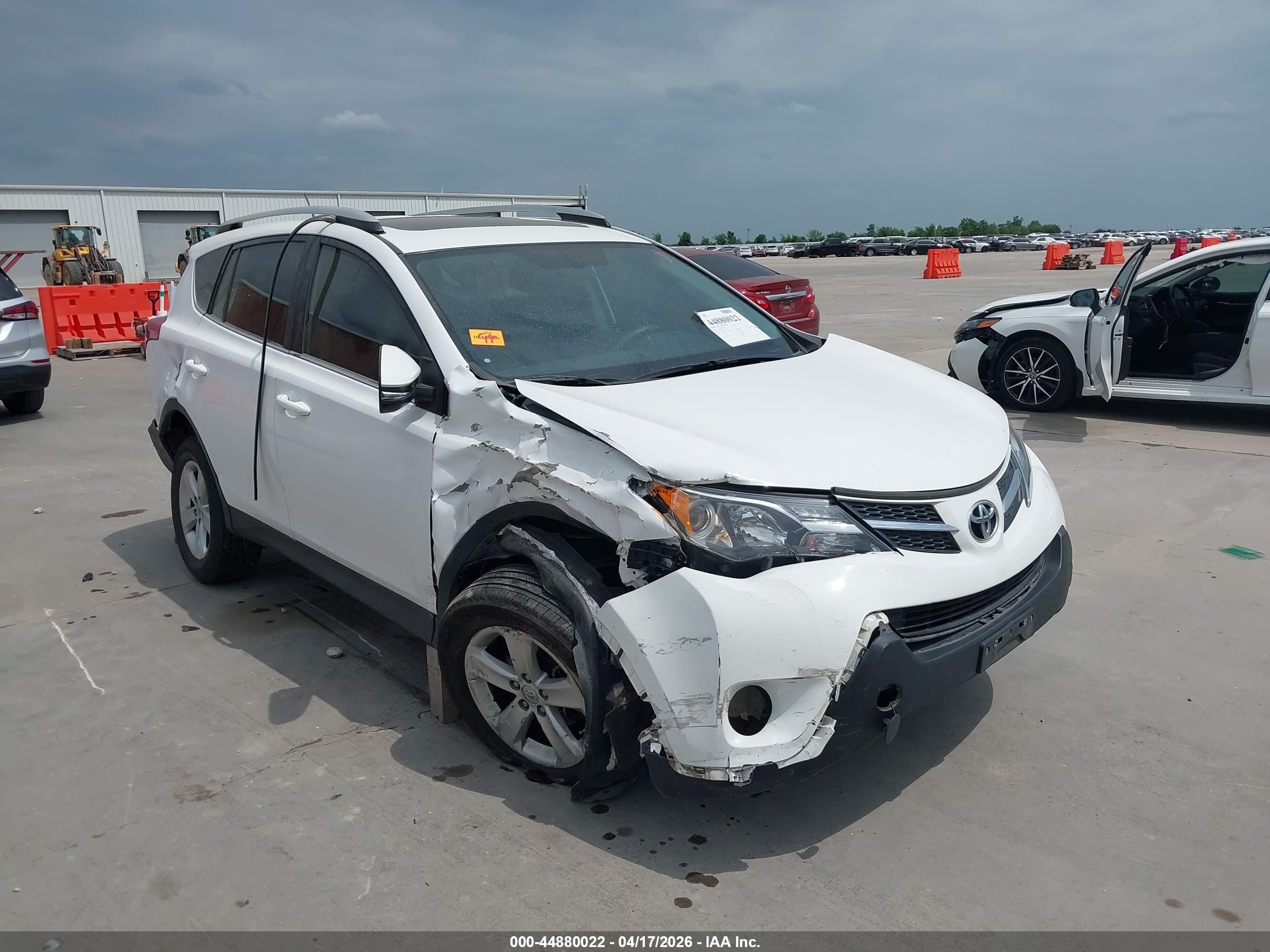 2013 Toyota Rav4 Xle Белый vin: 2T3WFREV5DW054140