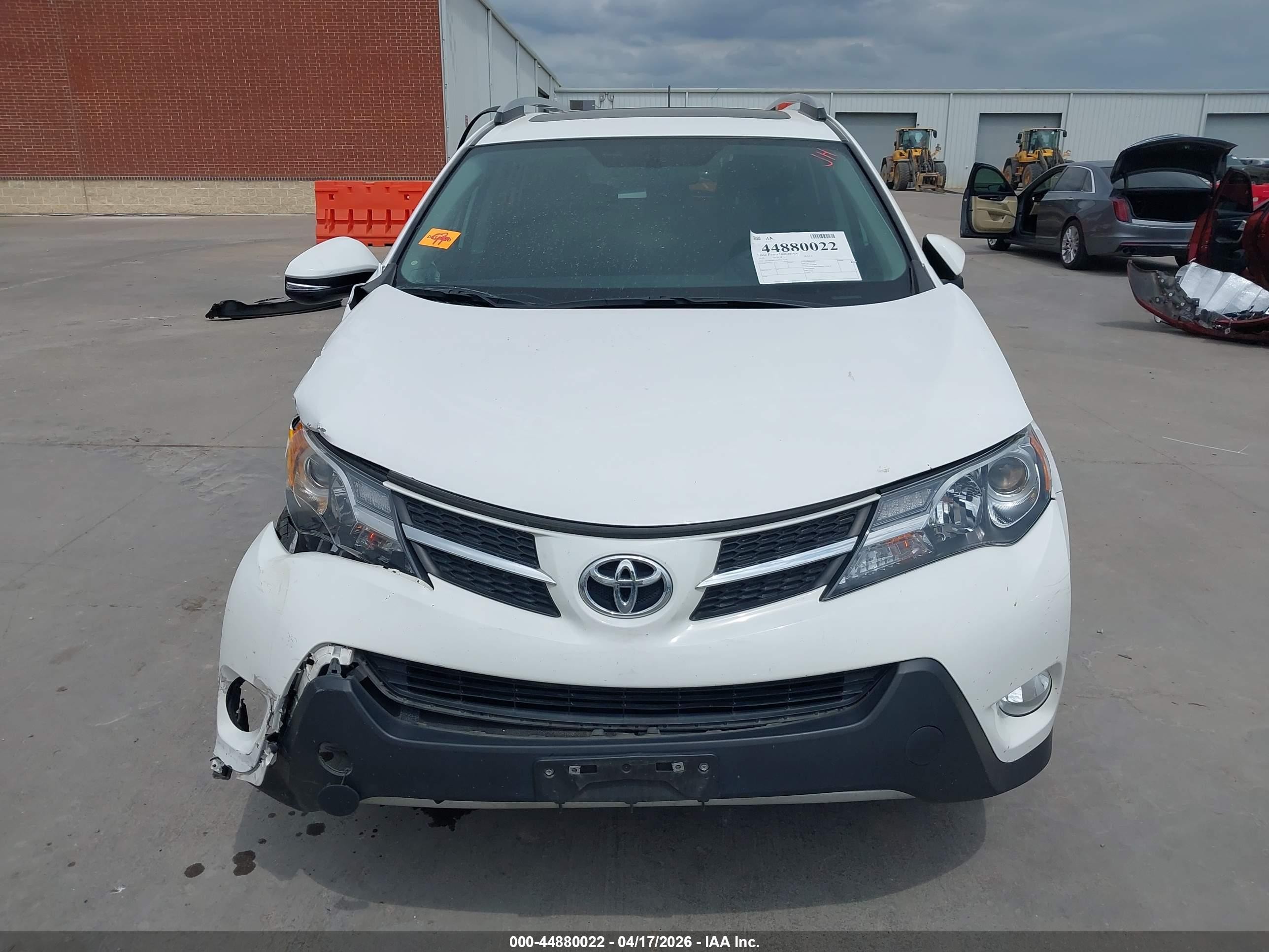 2013 Toyota Rav4 Xle Белый vin: 2T3WFREV5DW054140