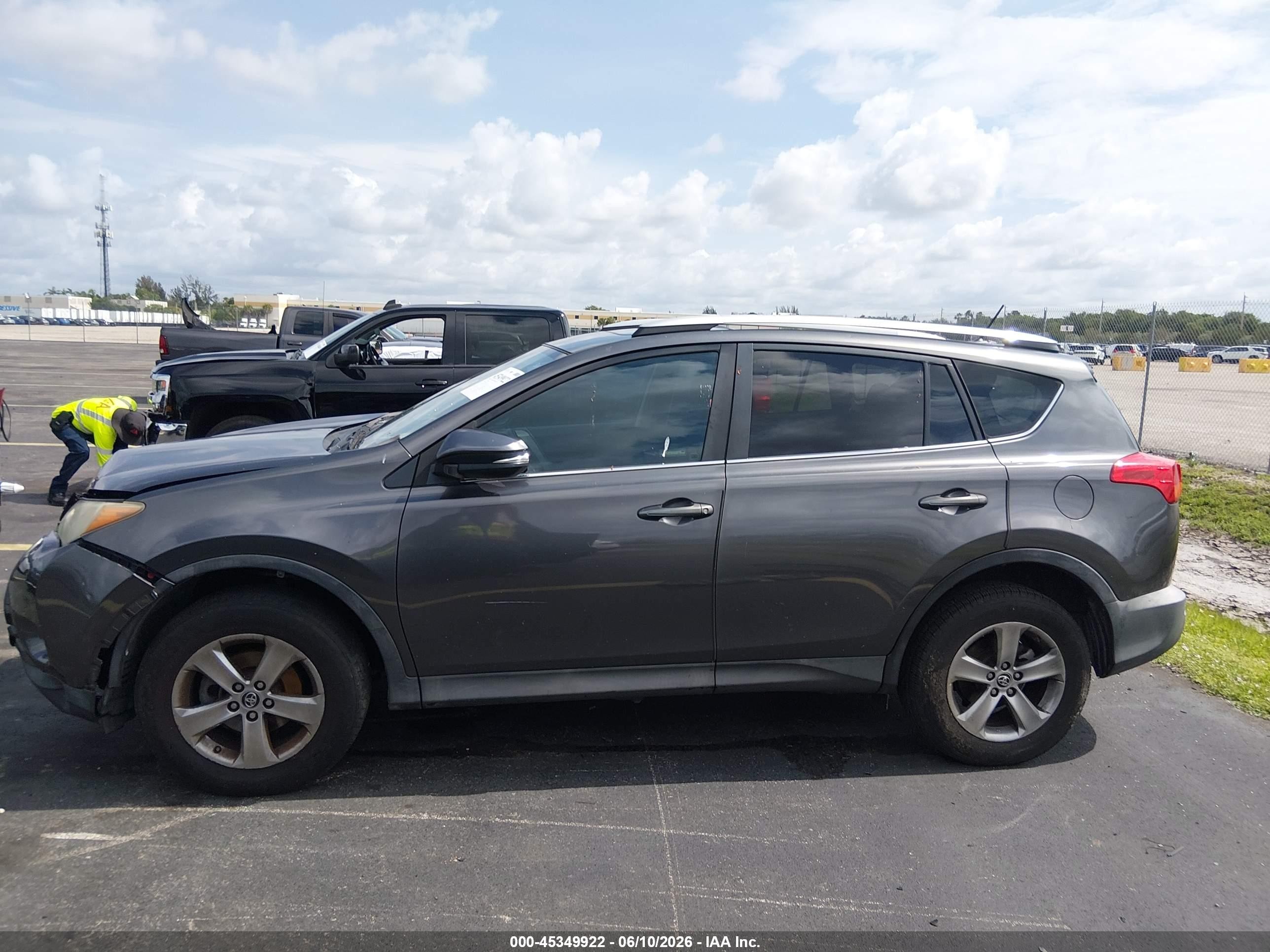 2015 Toyota Rav4 Xle Gray vin: 2T3WFREV5FW154581
