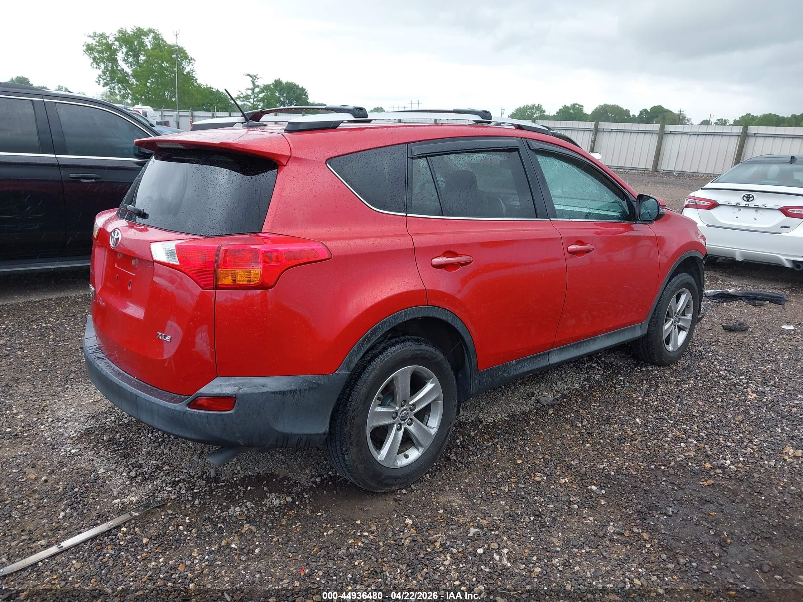 2015 Toyota Rav4 Xle Red vin: 2T3WFREV5FW208770