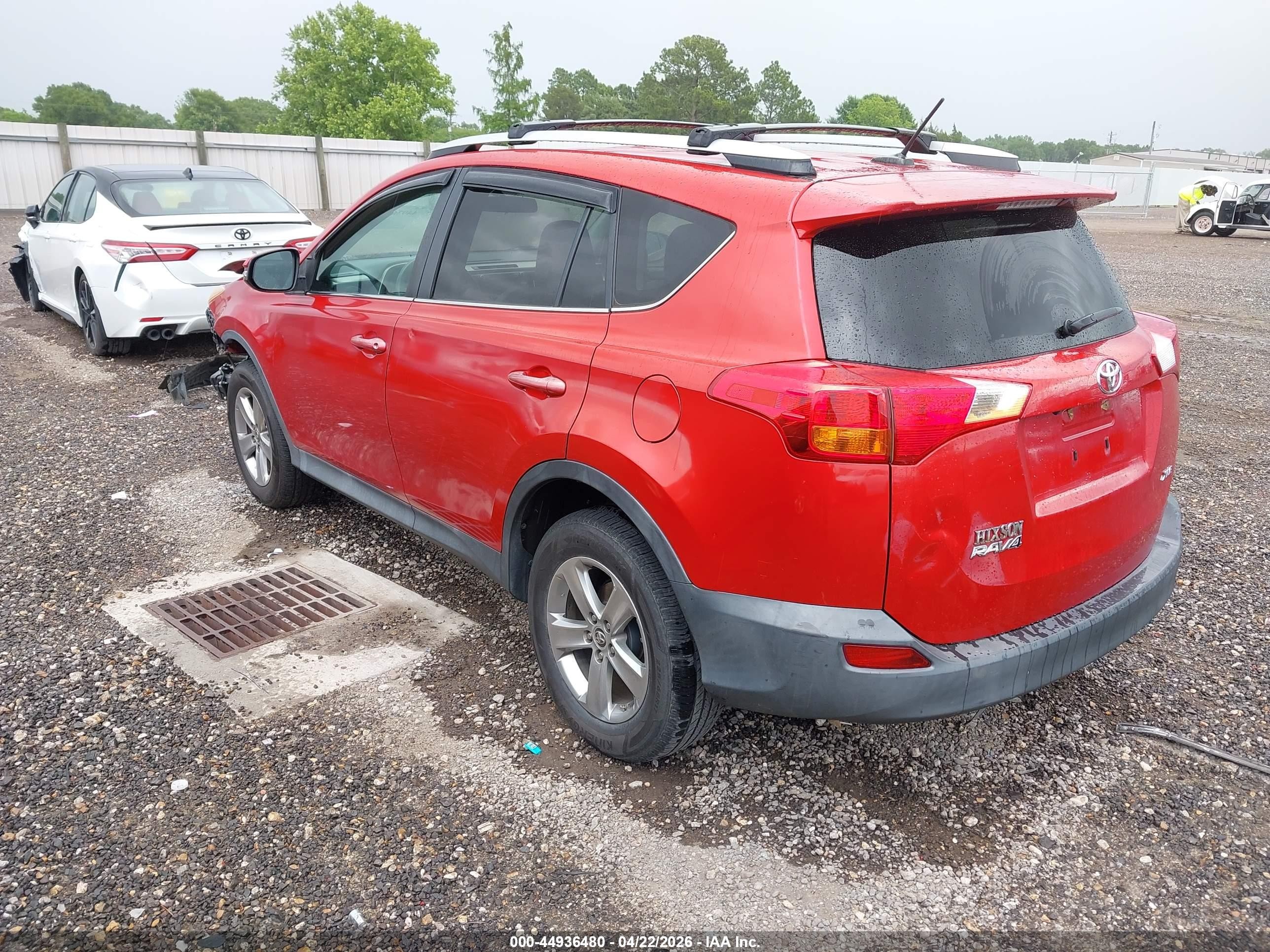 2015 Toyota Rav4 Xle Red vin: 2T3WFREV5FW208770