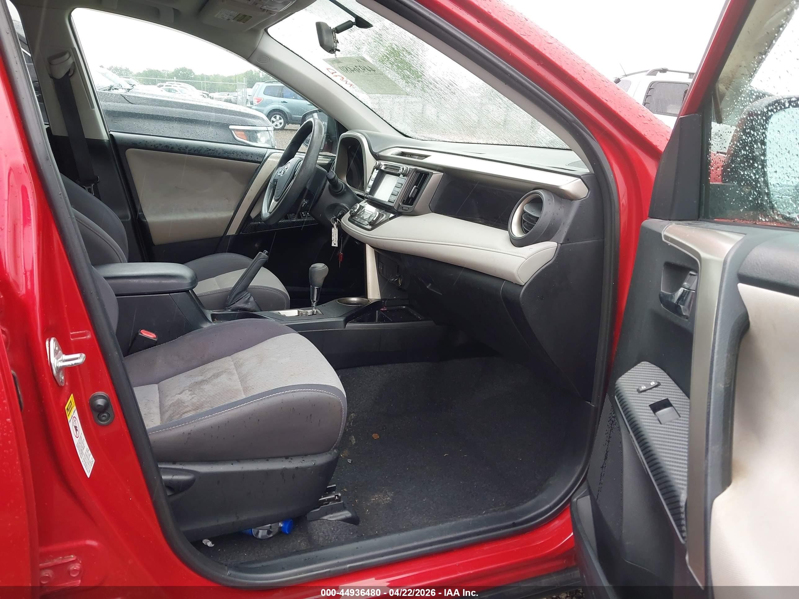 2015 Toyota Rav4 Xle Red vin: 2T3WFREV5FW208770