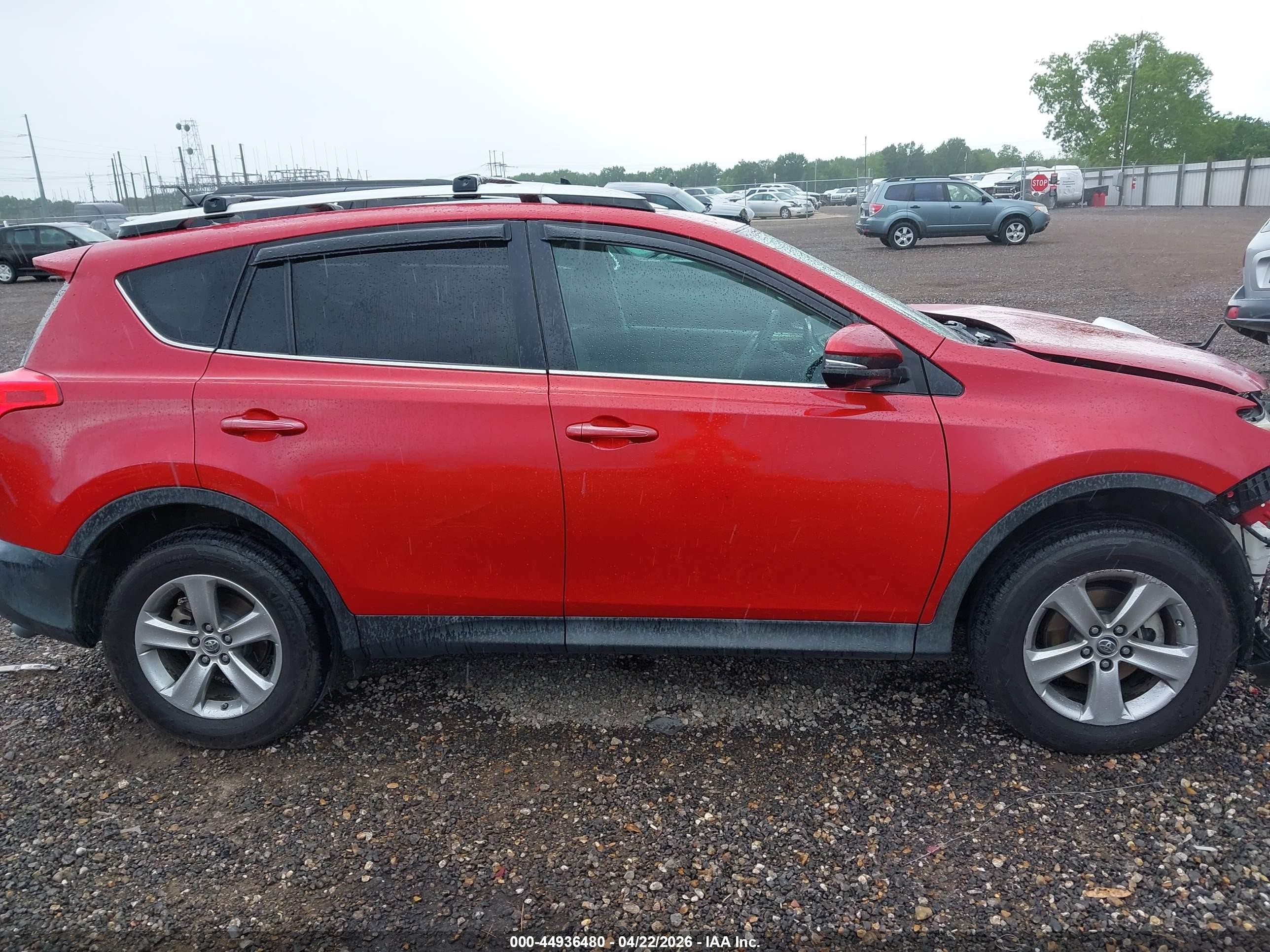 2015 Toyota Rav4 Xle Red vin: 2T3WFREV5FW208770