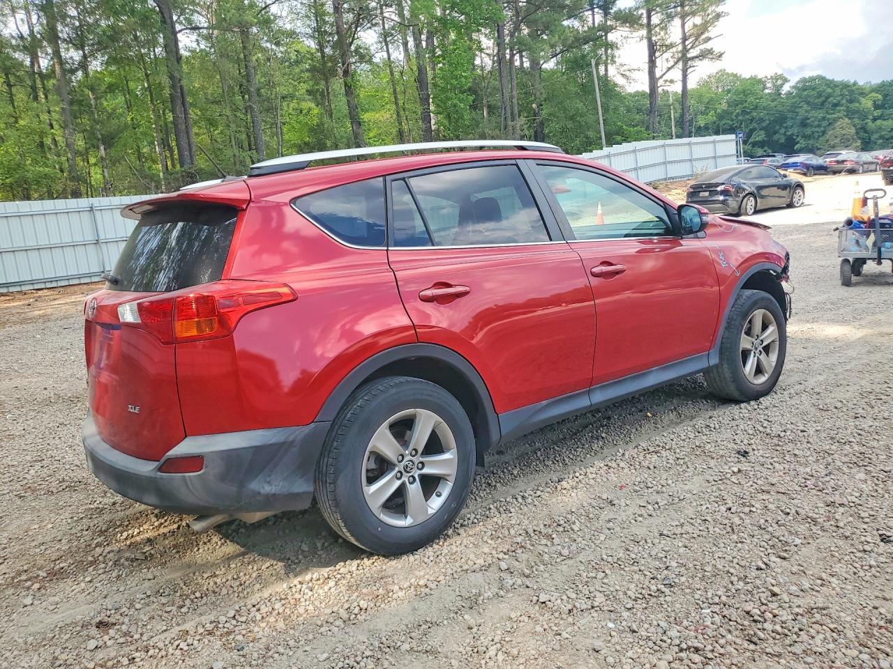 2015 Toyota Rav4 Xle Красный vin: 2T3WFREV5FW227190