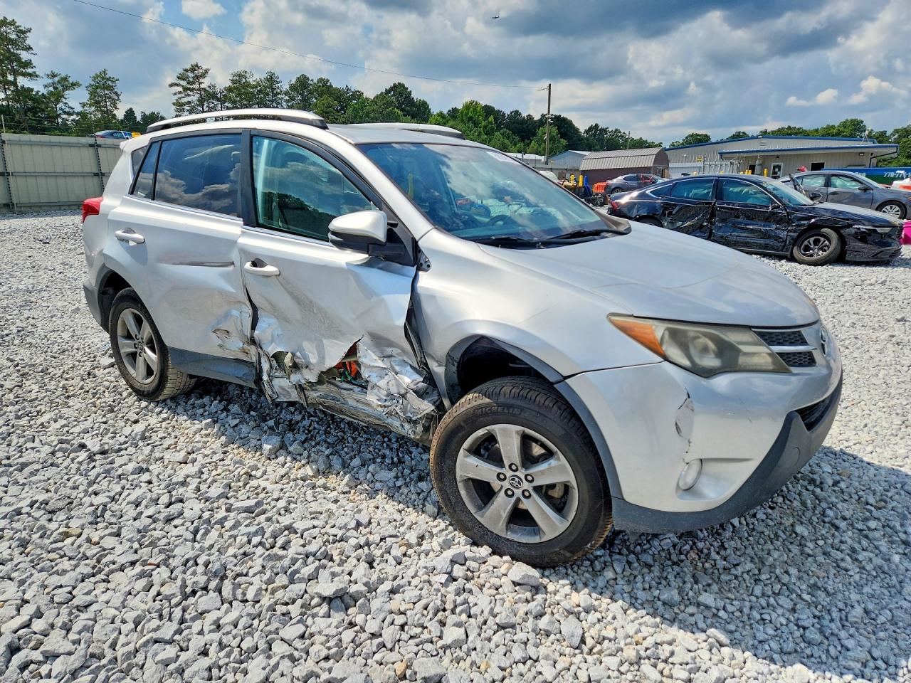 2015 Toyota Rav4 Xle Silver vin: 2T3WFREV5FW232034