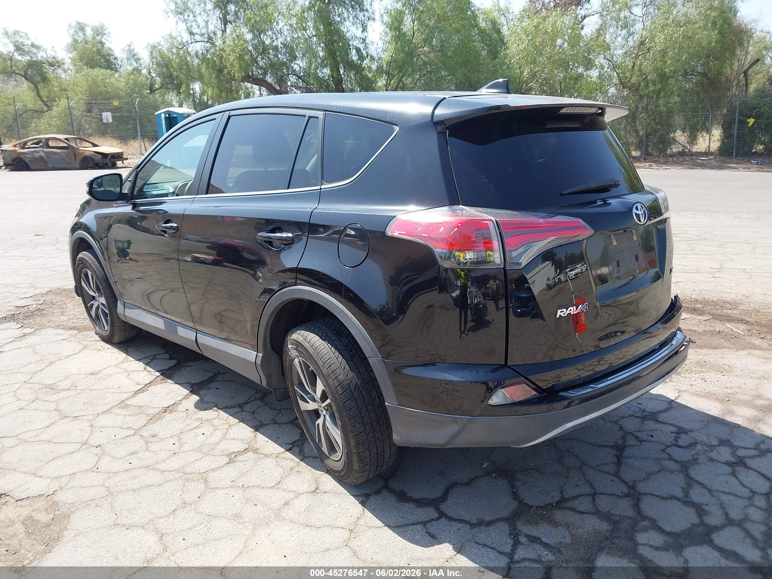 2017 Toyota Rav4 Xle Черный vin: 2T3WFREV5HW384849