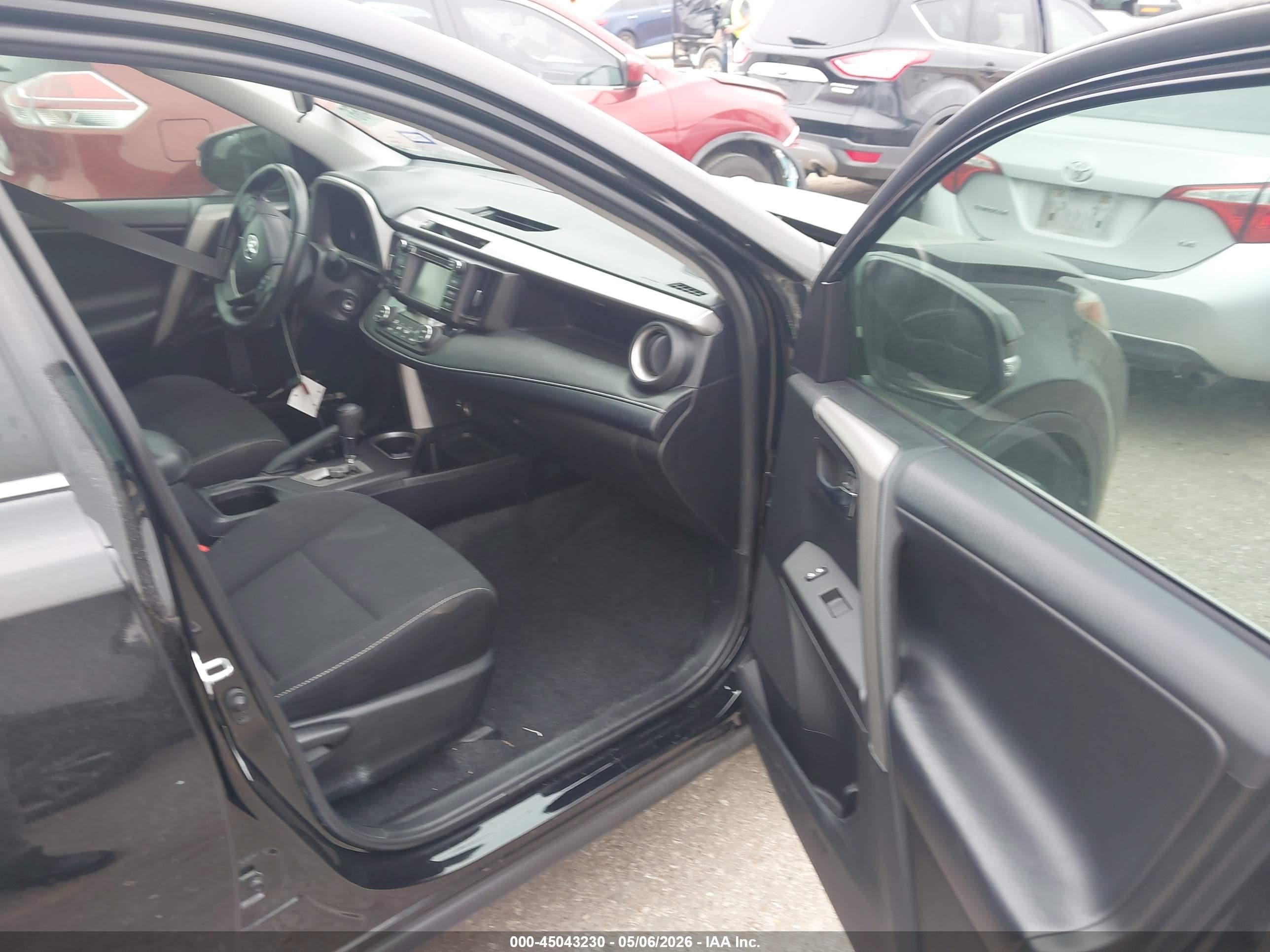 2018 Toyota Rav4 Xle Черный vin: 2T3WFREV5JW476209