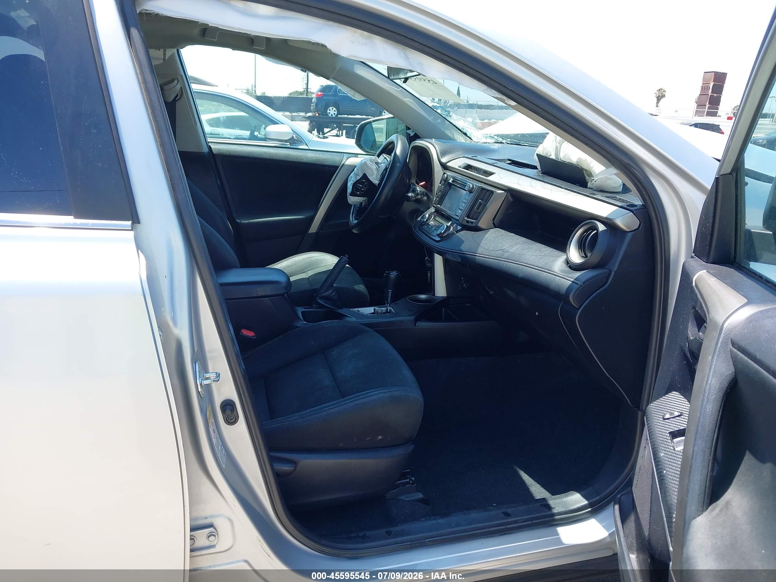 2013 Toyota Rav4 Xle Серебряный vin: 2T3WFREV6DW044314