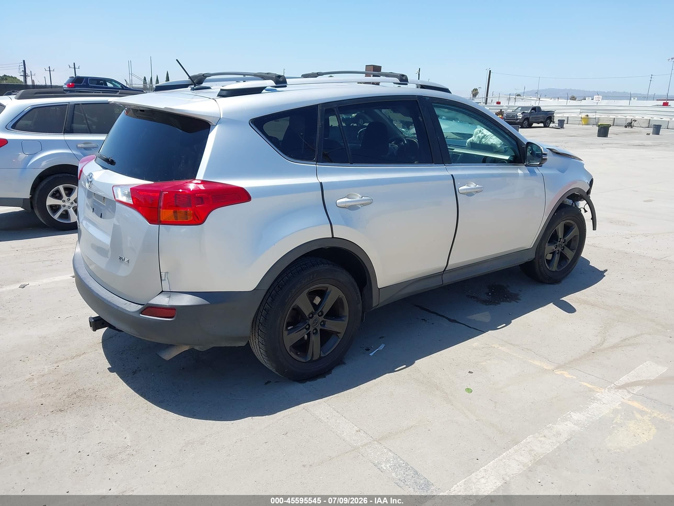 2013 Toyota Rav4 Xle Серебряный vin: 2T3WFREV6DW044314