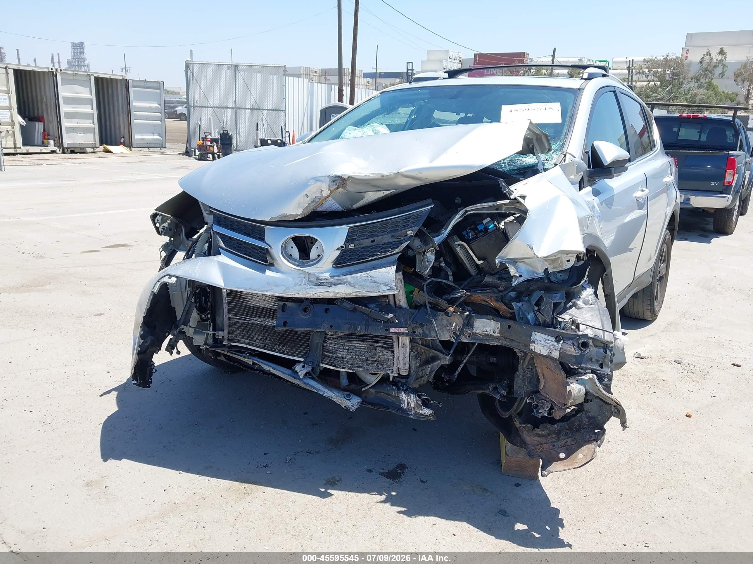 2013 Toyota Rav4 Xle Серебряный vin: 2T3WFREV6DW044314